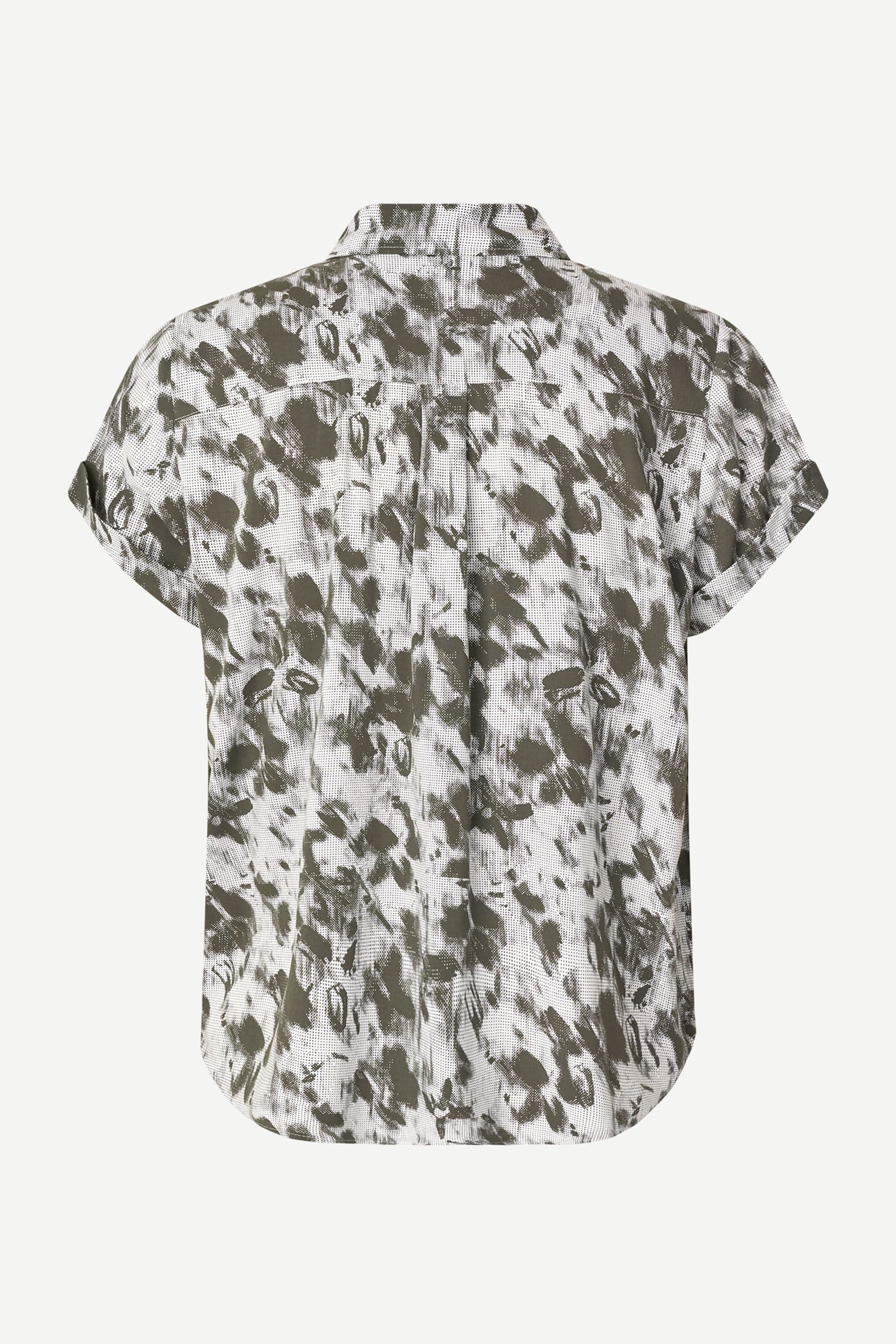 Majan ss shirt 9942 Blurred Flower Beluga