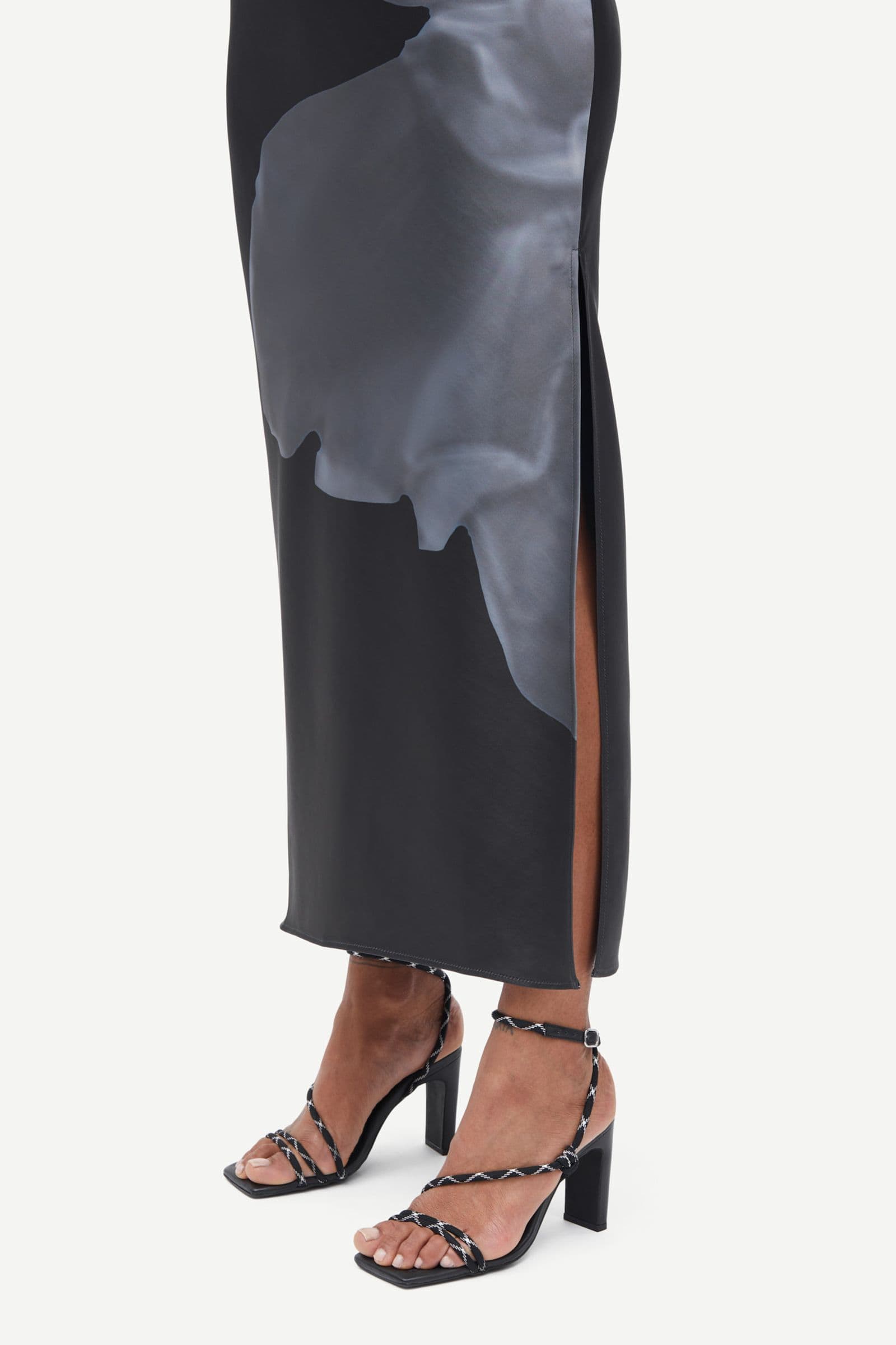 Sunna dress 12956 Pressed Tulip Beluga