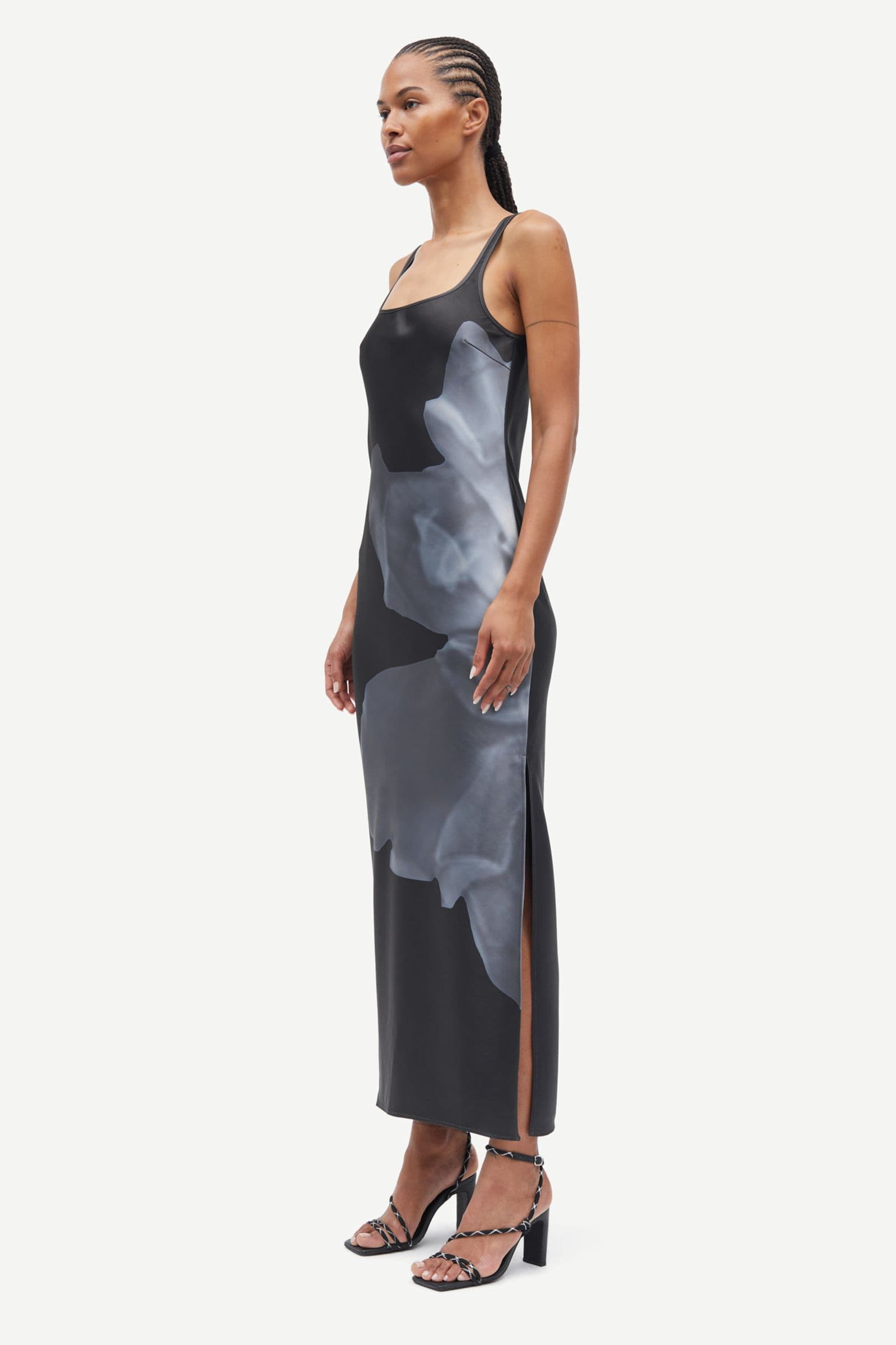 Sunna dress 12956 Pressed Tulip Beluga