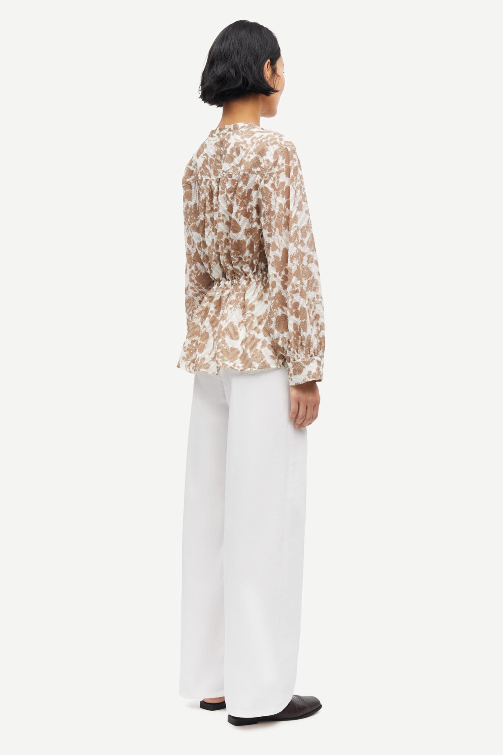 Saamelie blouse 14573 Peony Blur Greige