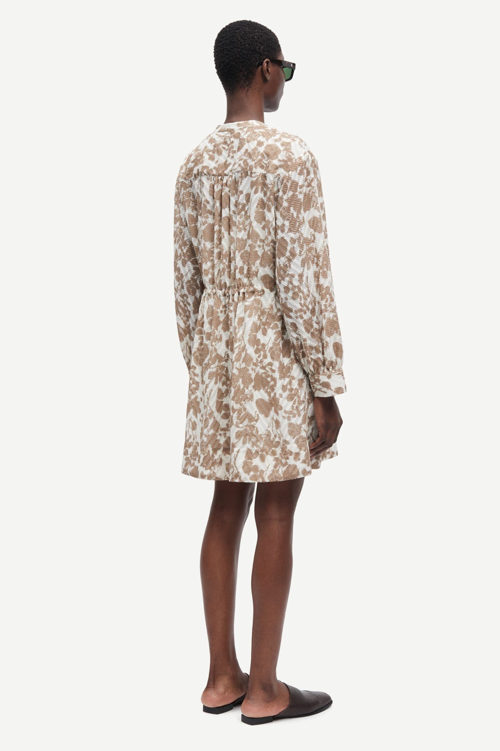 Saamelie dress 14573 Peony Blur Greige