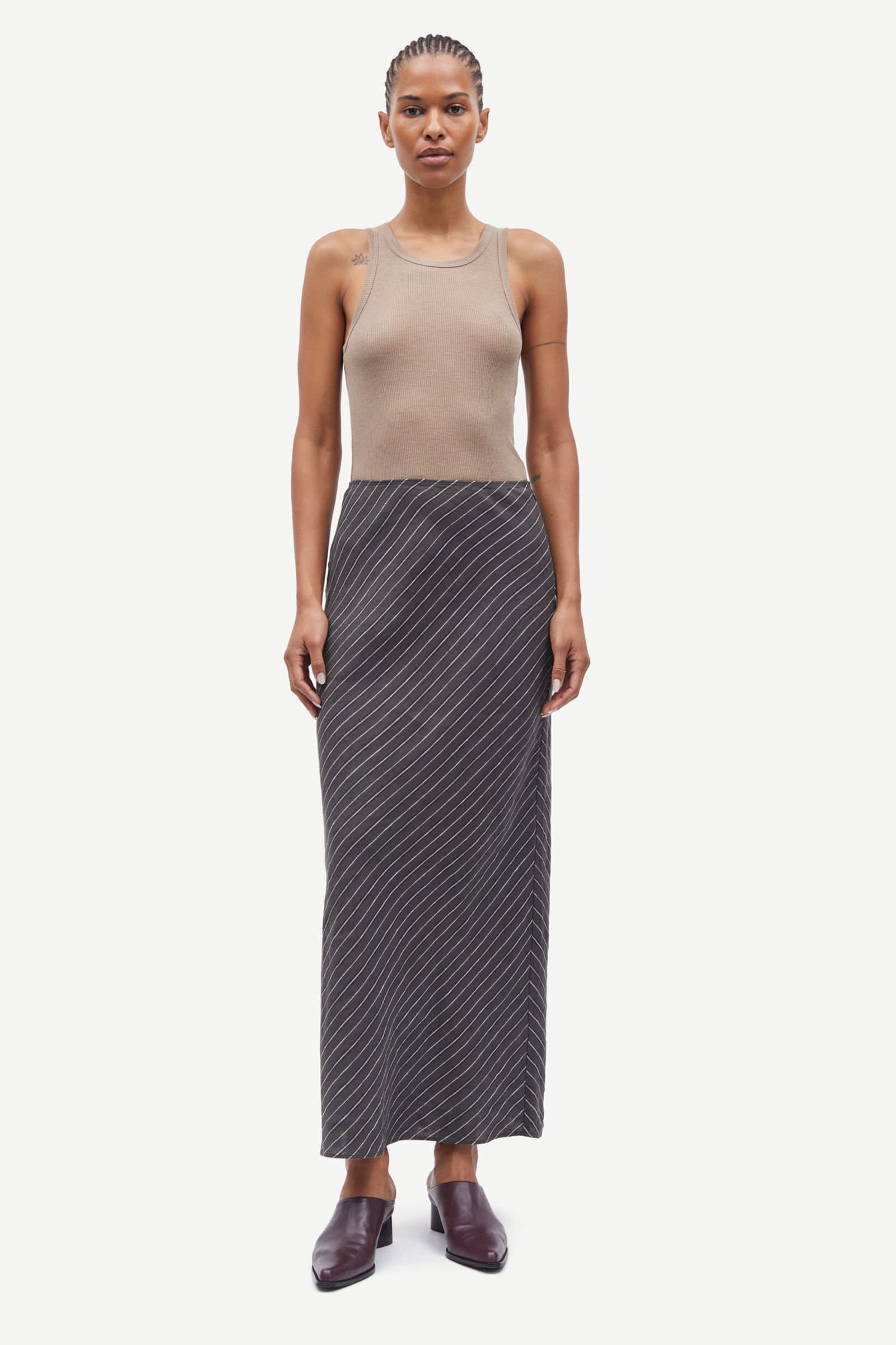 Saagneta long skirt 14329 Beluga St.