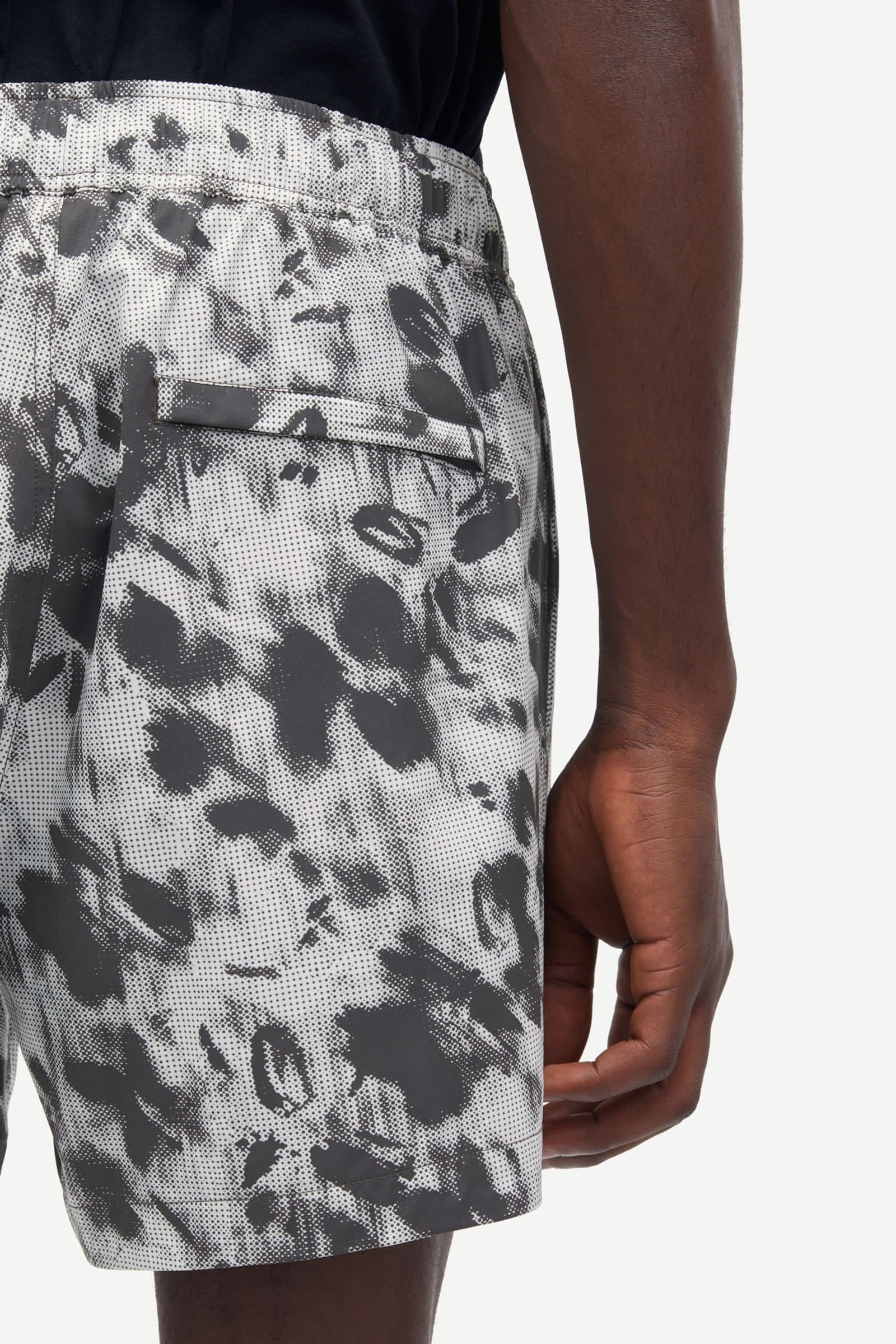 Moses swim shorts aop 14702 Blurred Flower Beluga