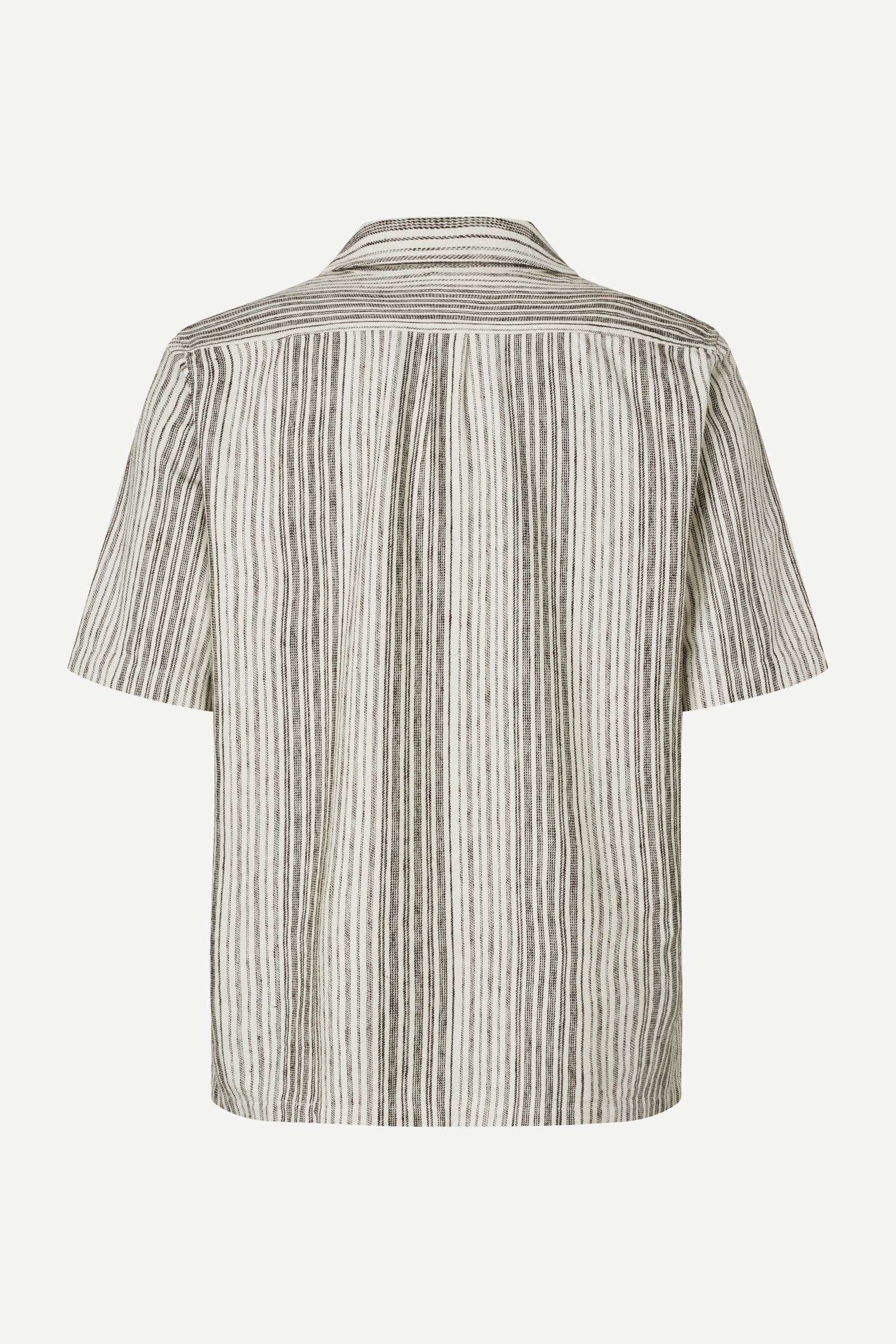 Oscar AX shirt 14749 Brown St.