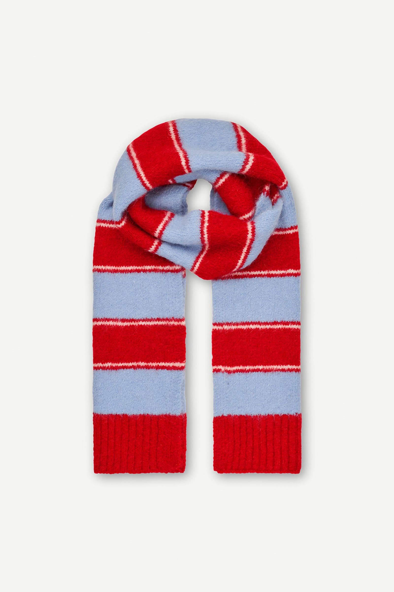 Sajeanne scarf 15425 Haute Red St.