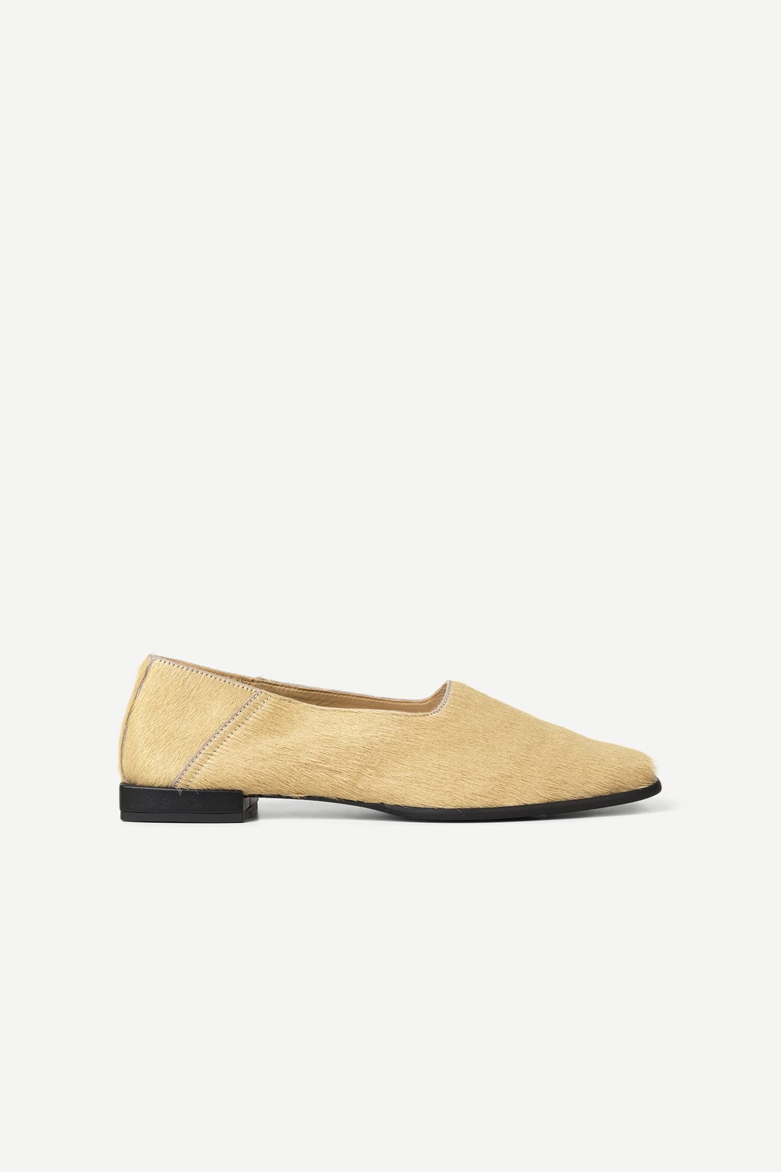 Saluna flats 15570 Dusty Yellow