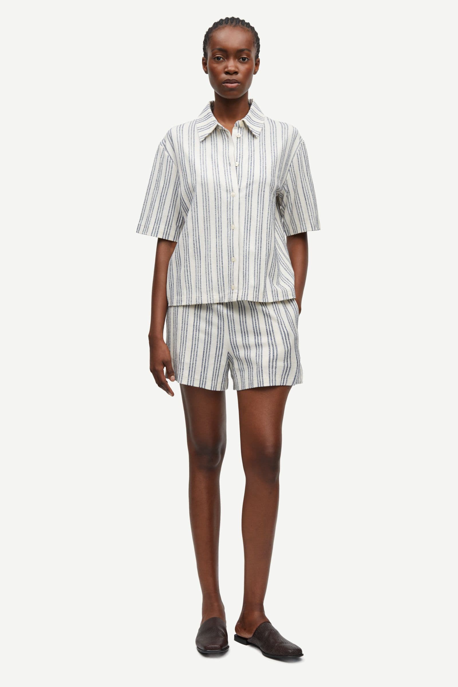 Sakaja ss shirt 15640 Natural Jasper St.
