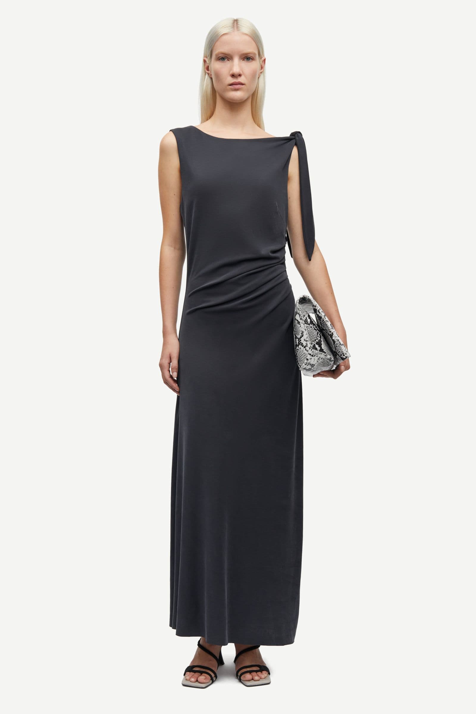 Sasus dress 15641 Black