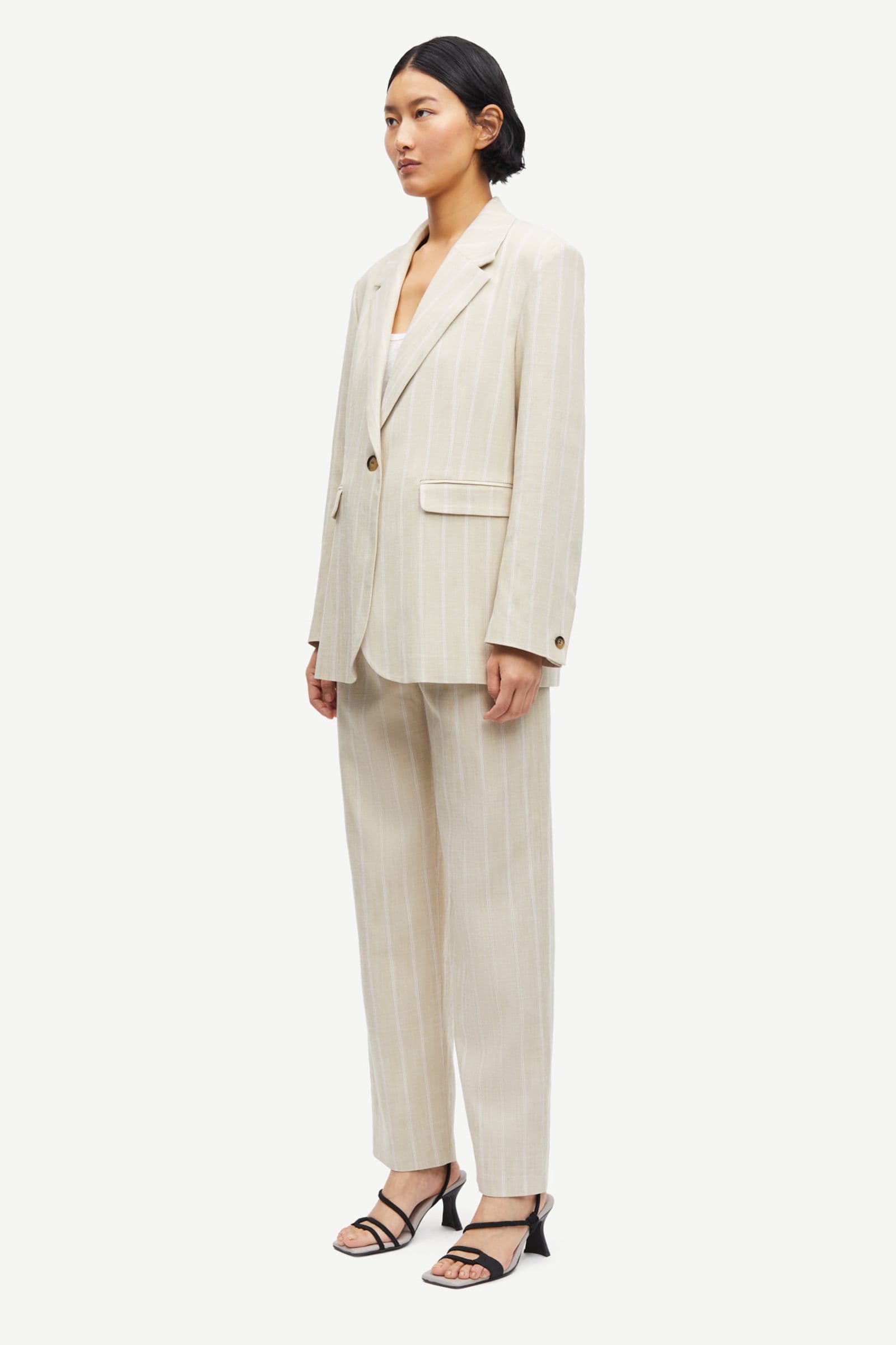 Sahaven Blazer 15664 White pepper st.