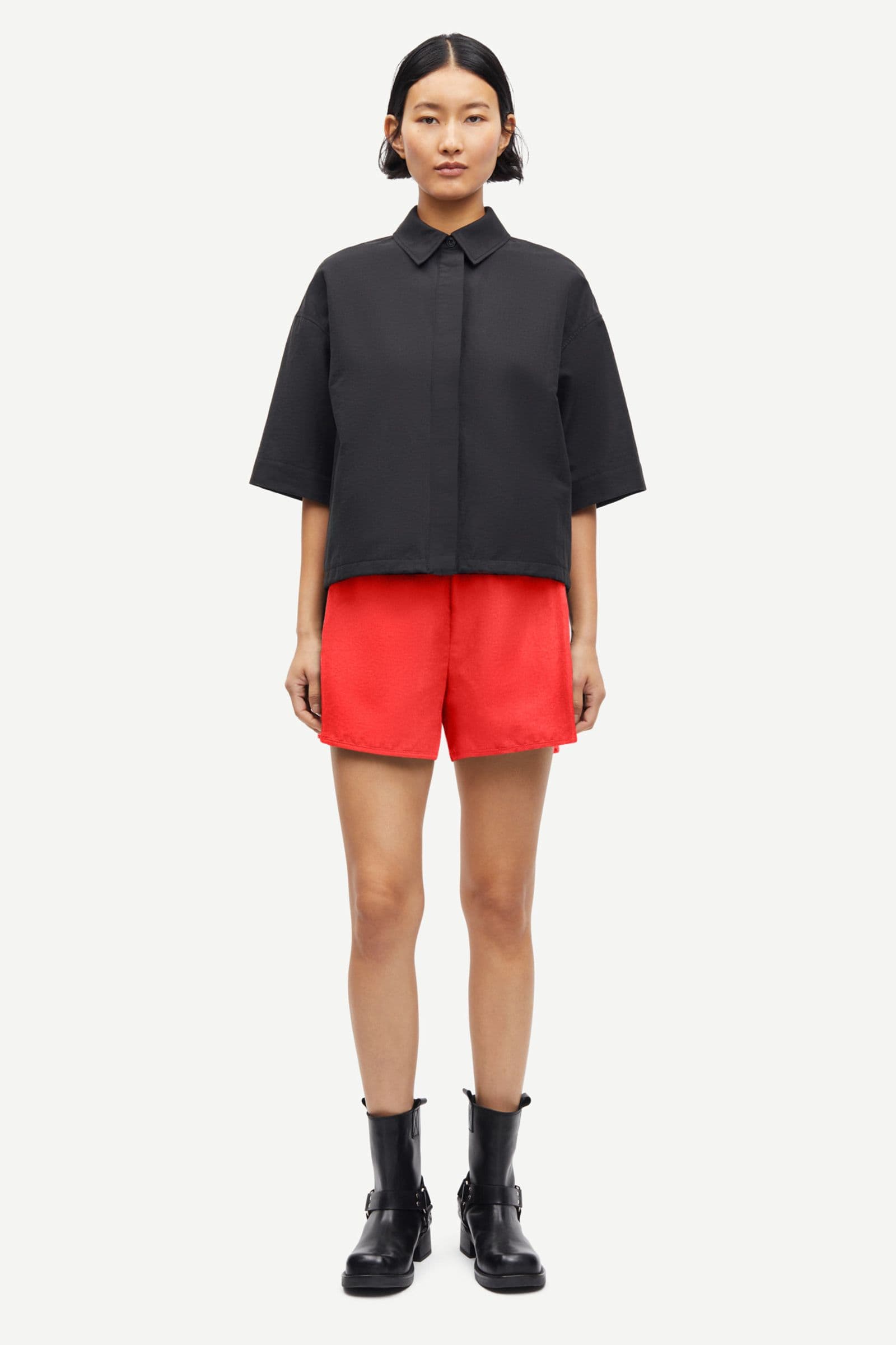 Sayuna shorts 15665 FLAME SCARLET