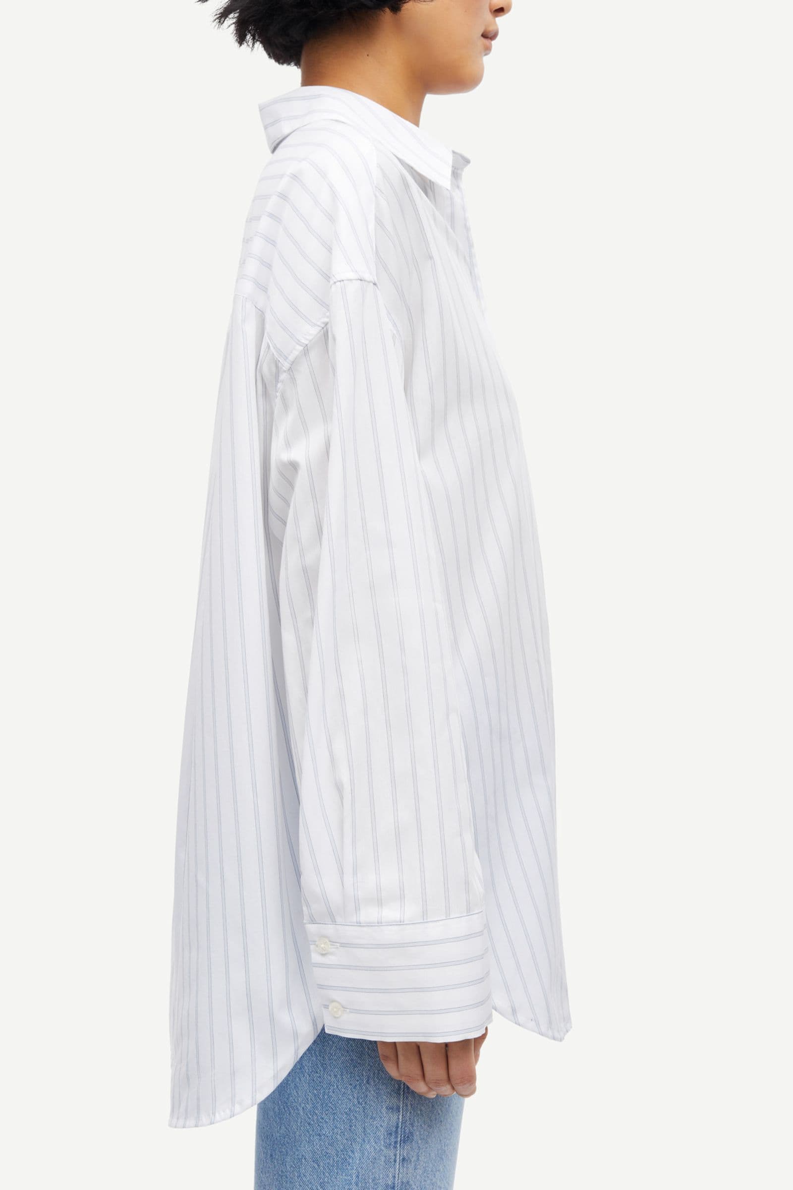 Samarika shirt 15507 White St.