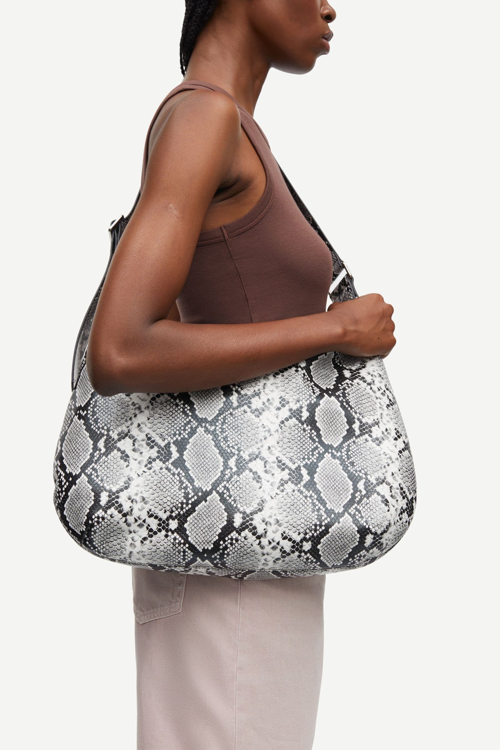 Safreja bag L 15684 Black White Snake