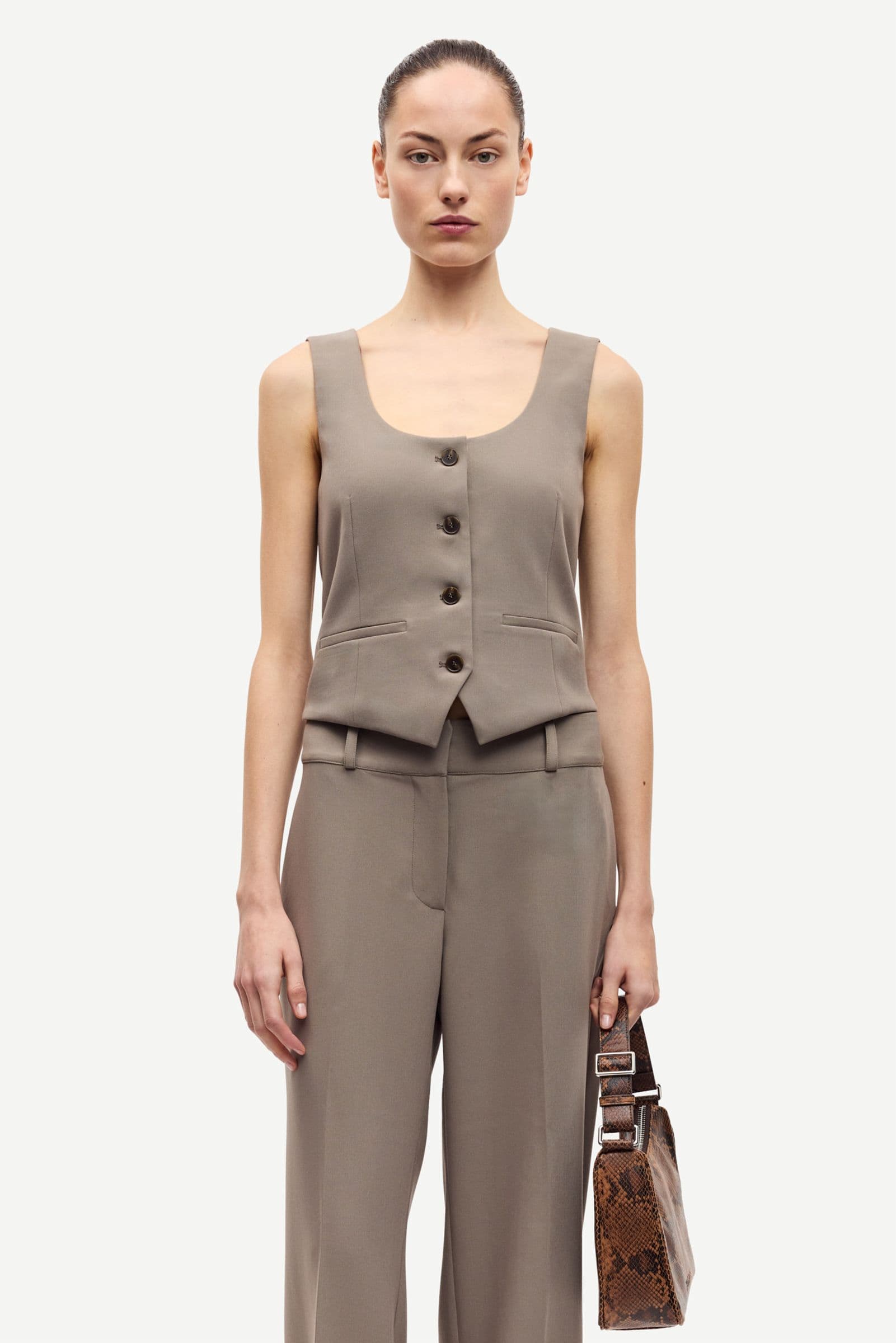 Salaney vest 15790 Dark aluminum