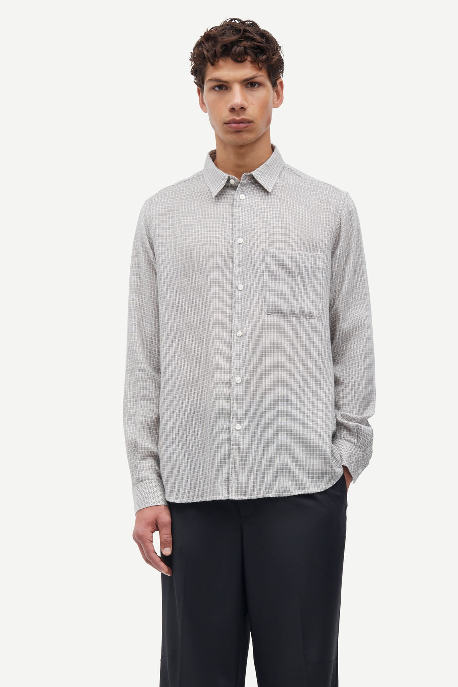 Saryan J shirt 15566 Clear cream ch.