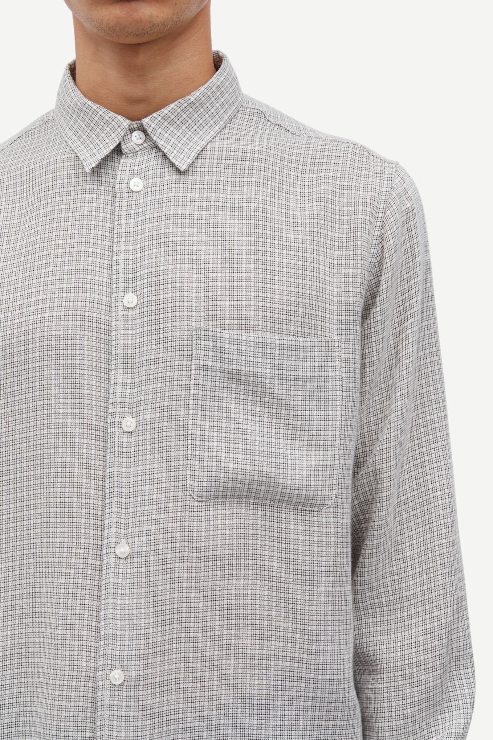 Saryan J shirt 15566 Clear cream ch.