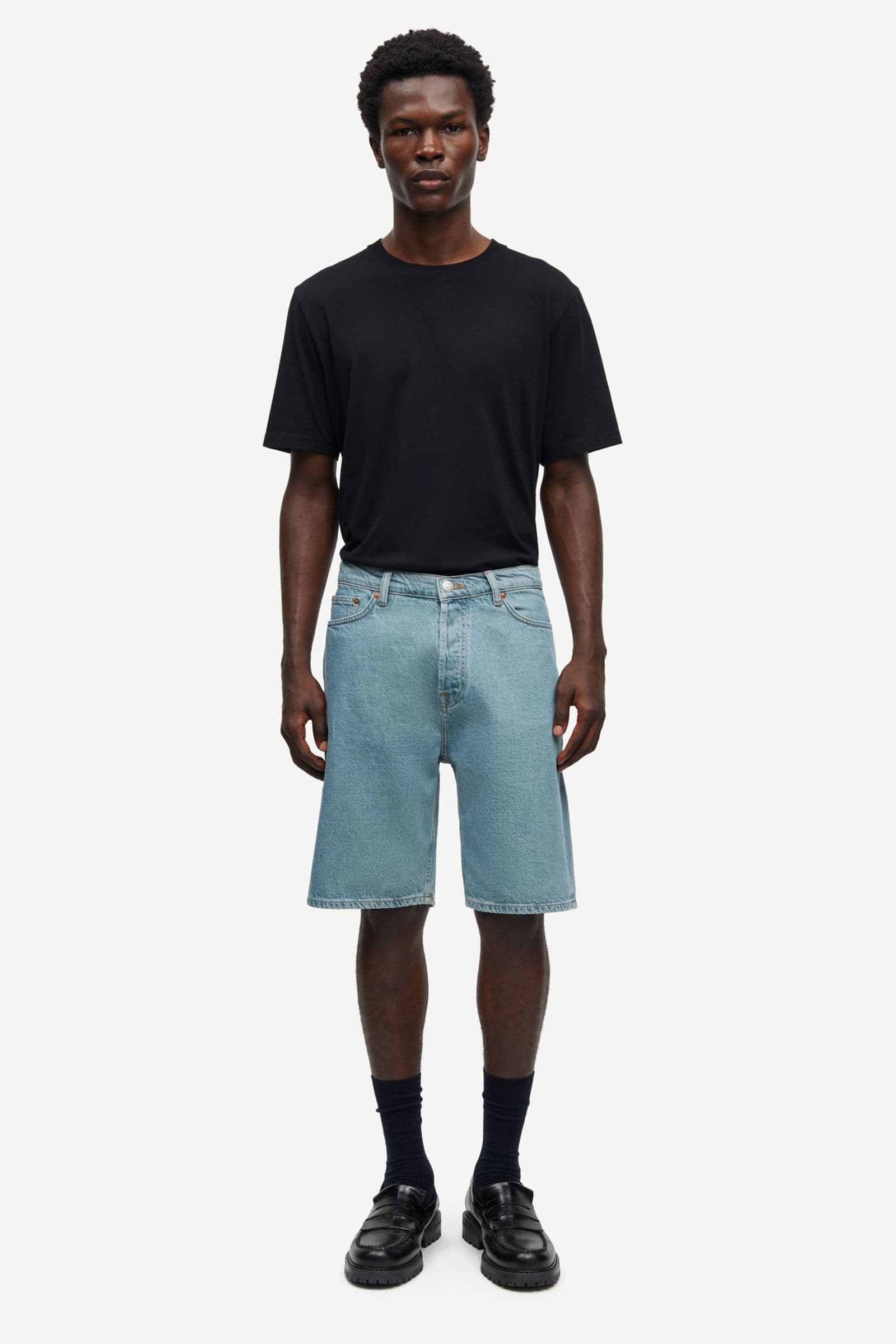 Saeddie shorts 15618 Caribbean blue