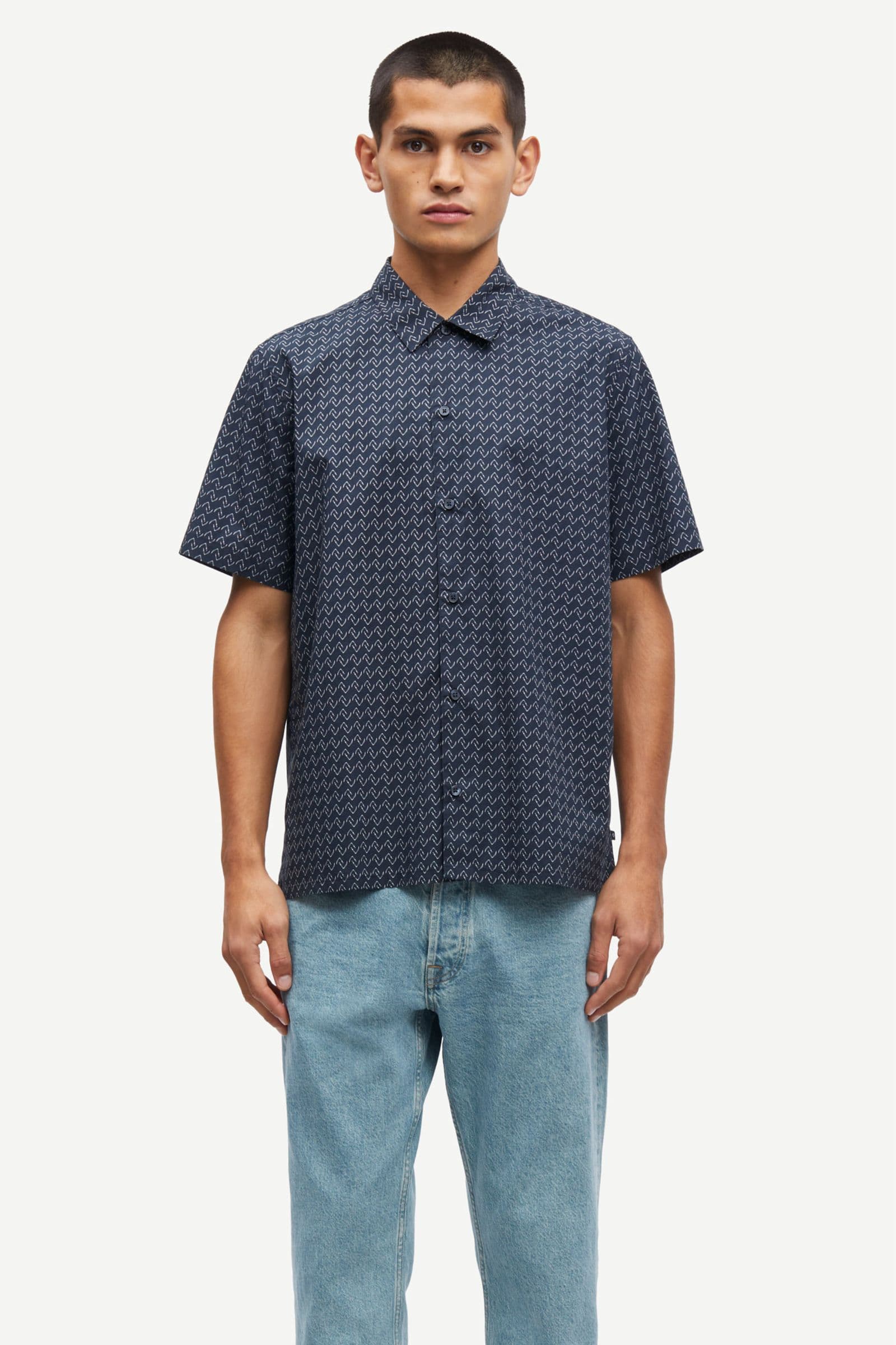 Saavan JX shirt 15695 Arrow print salute