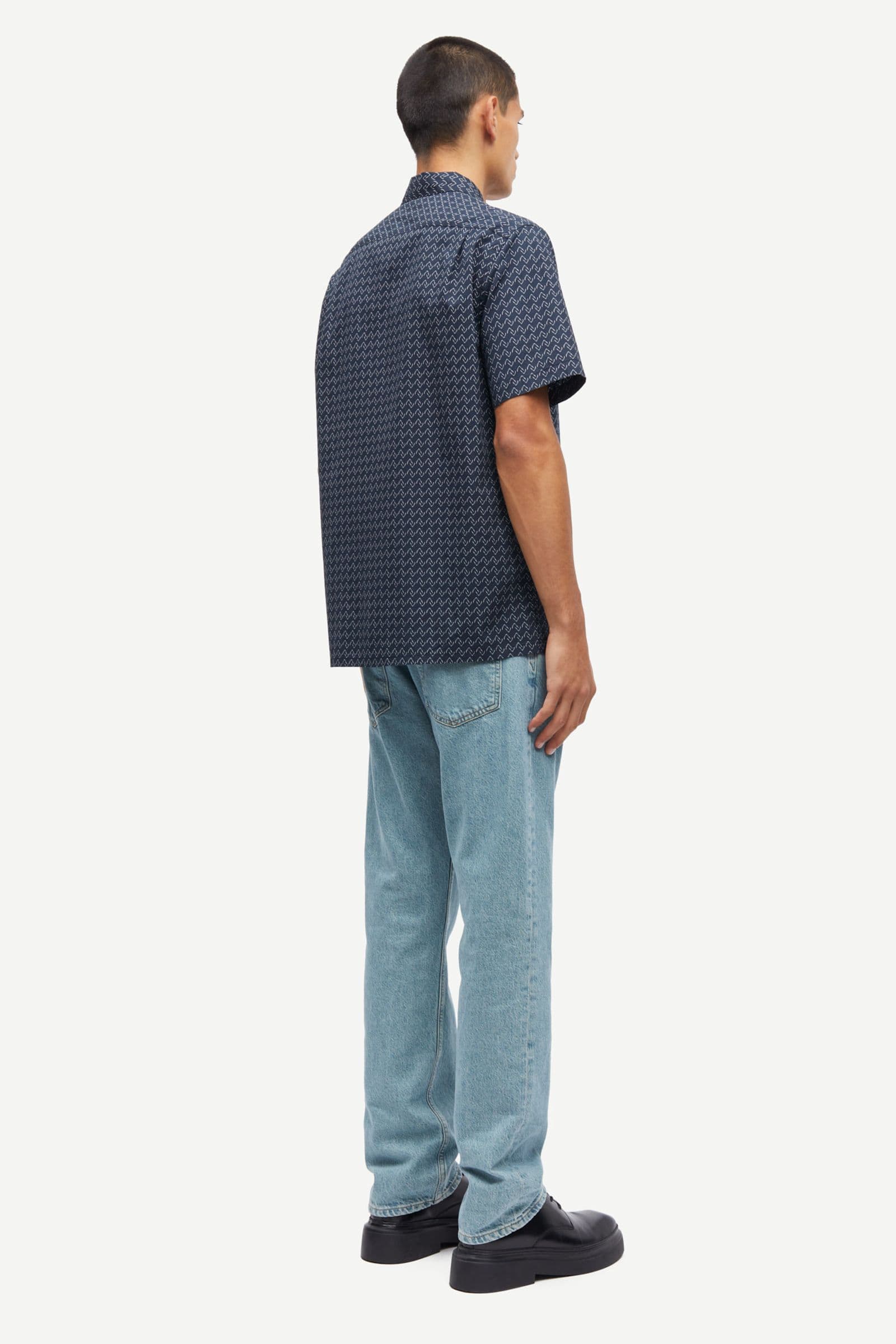 Saavan JX shirt 15695 Arrow print salute