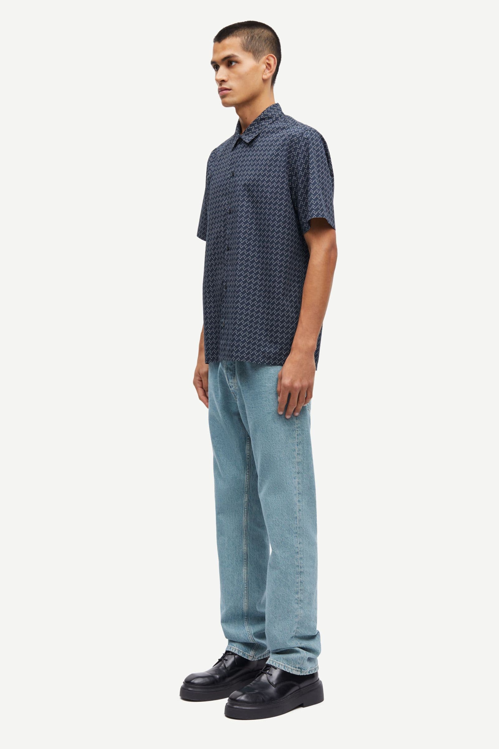 Saavan JX shirt 15695 Arrow print salute