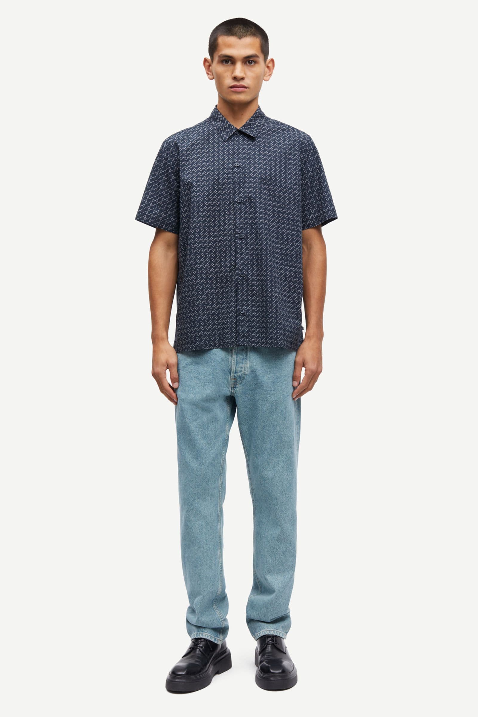 Saavan JX shirt 15695 Arrow print salute