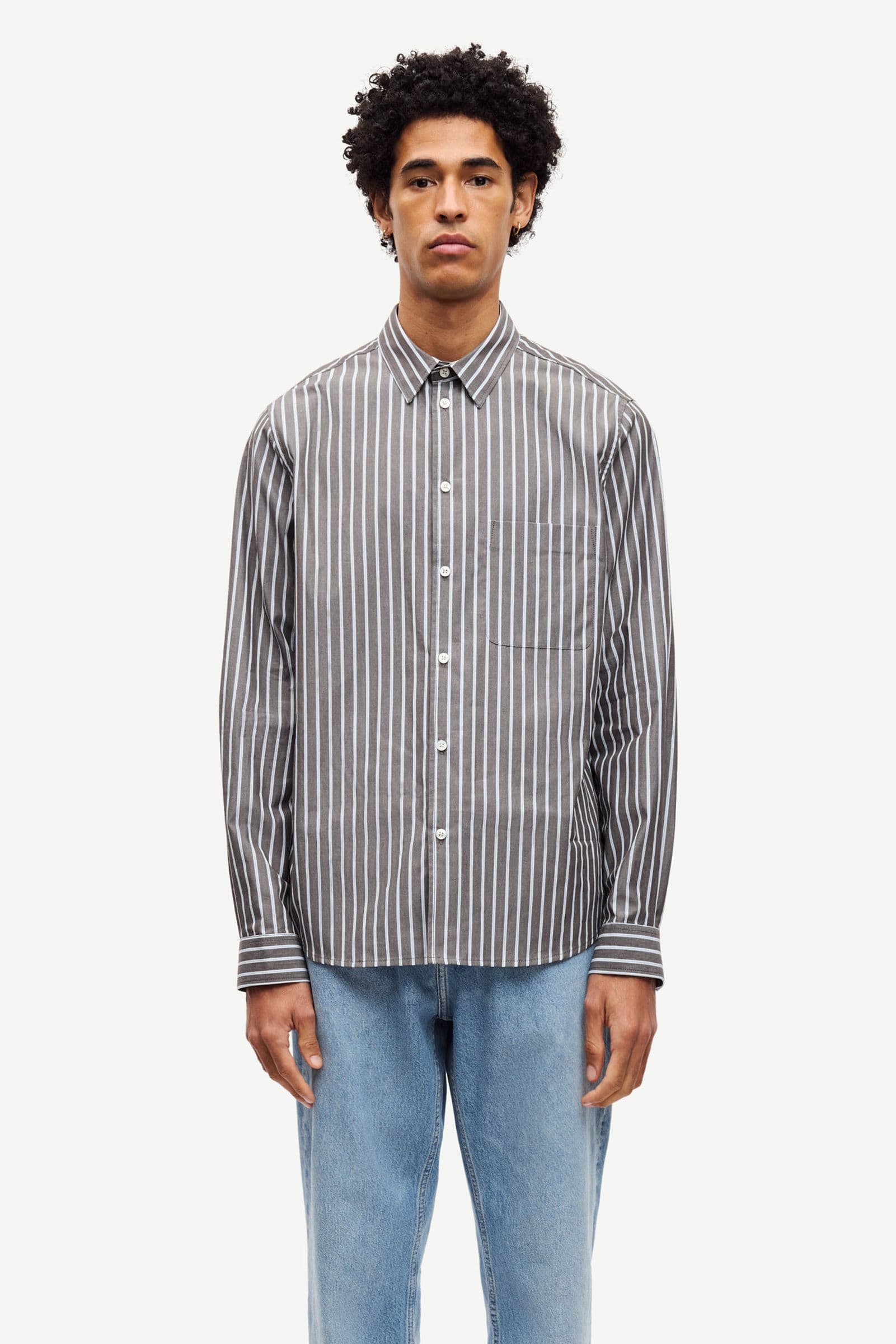 Saryan J shirt 13072 Brown St.