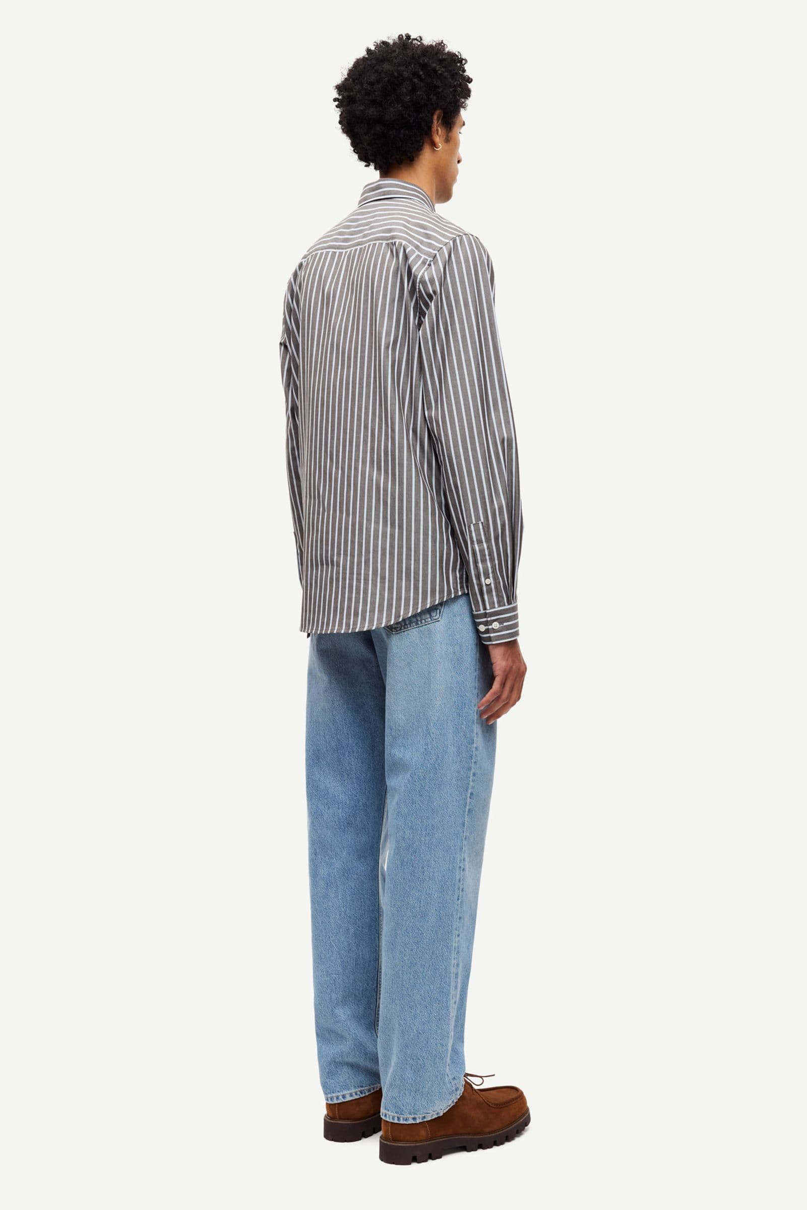 Saryan J shirt 13072 Brown St.