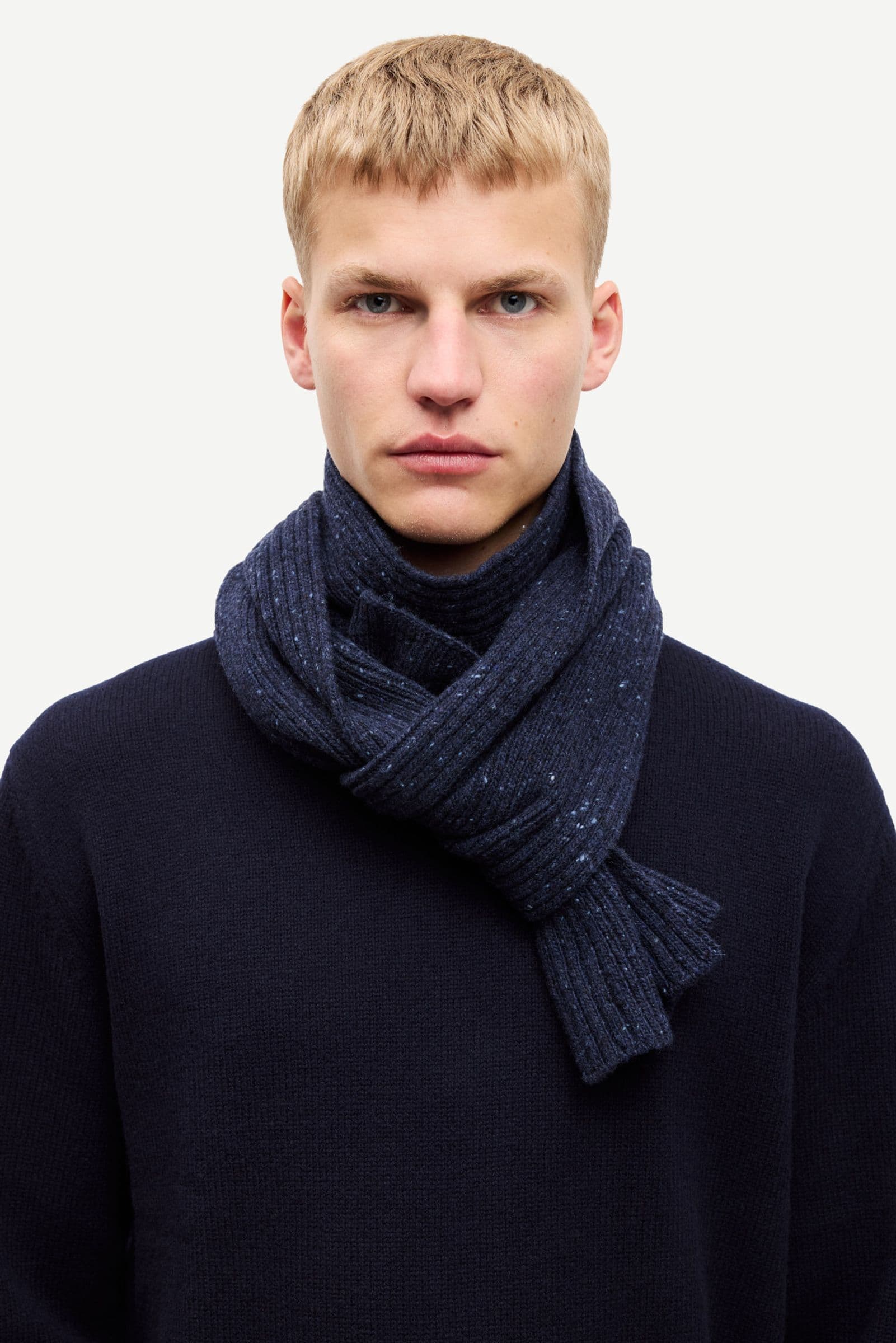 Sanataniel scarf 15724 Salute Mel.