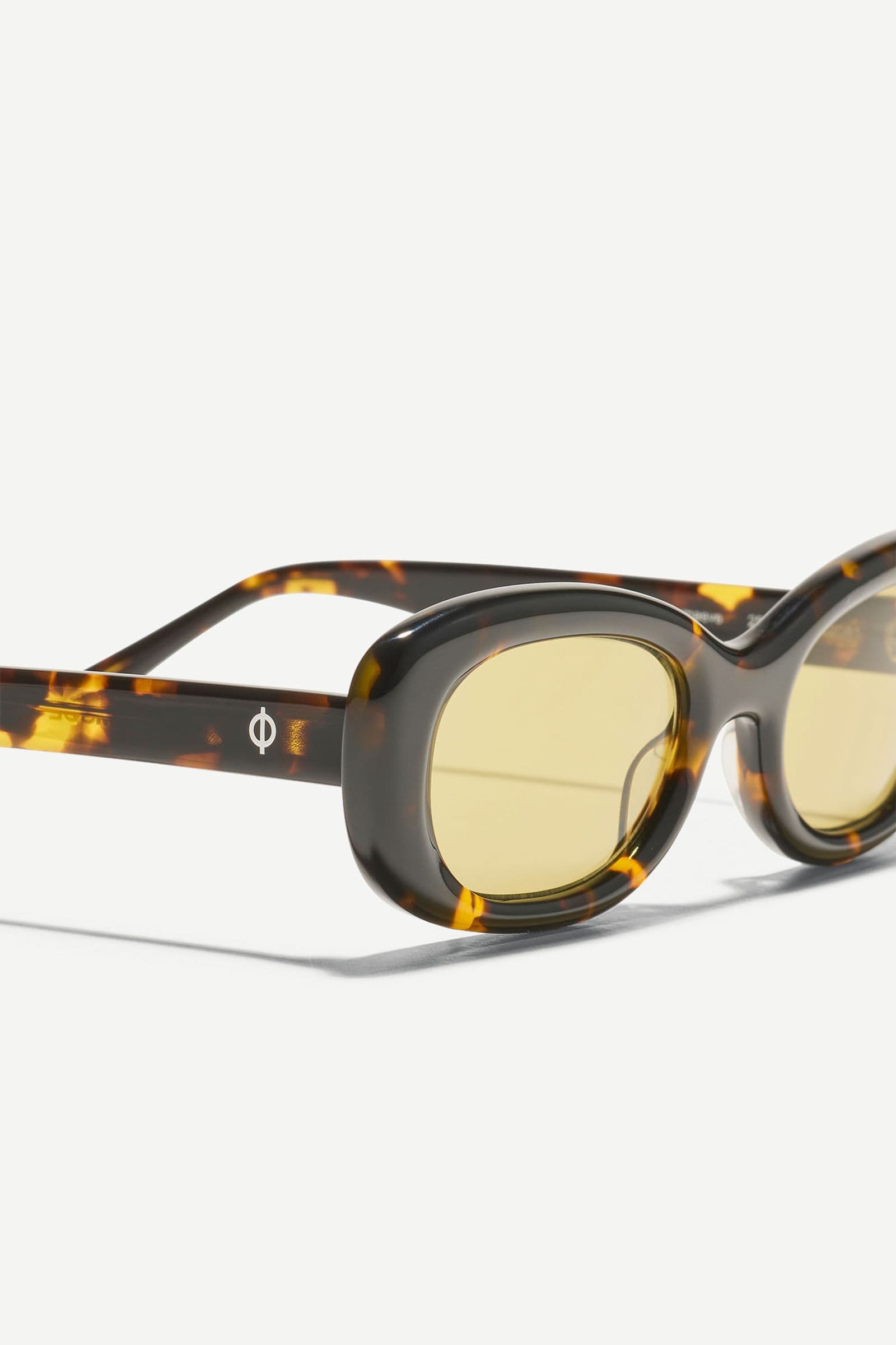 Samaeve sunglasses 15594 Tortoise Yellow