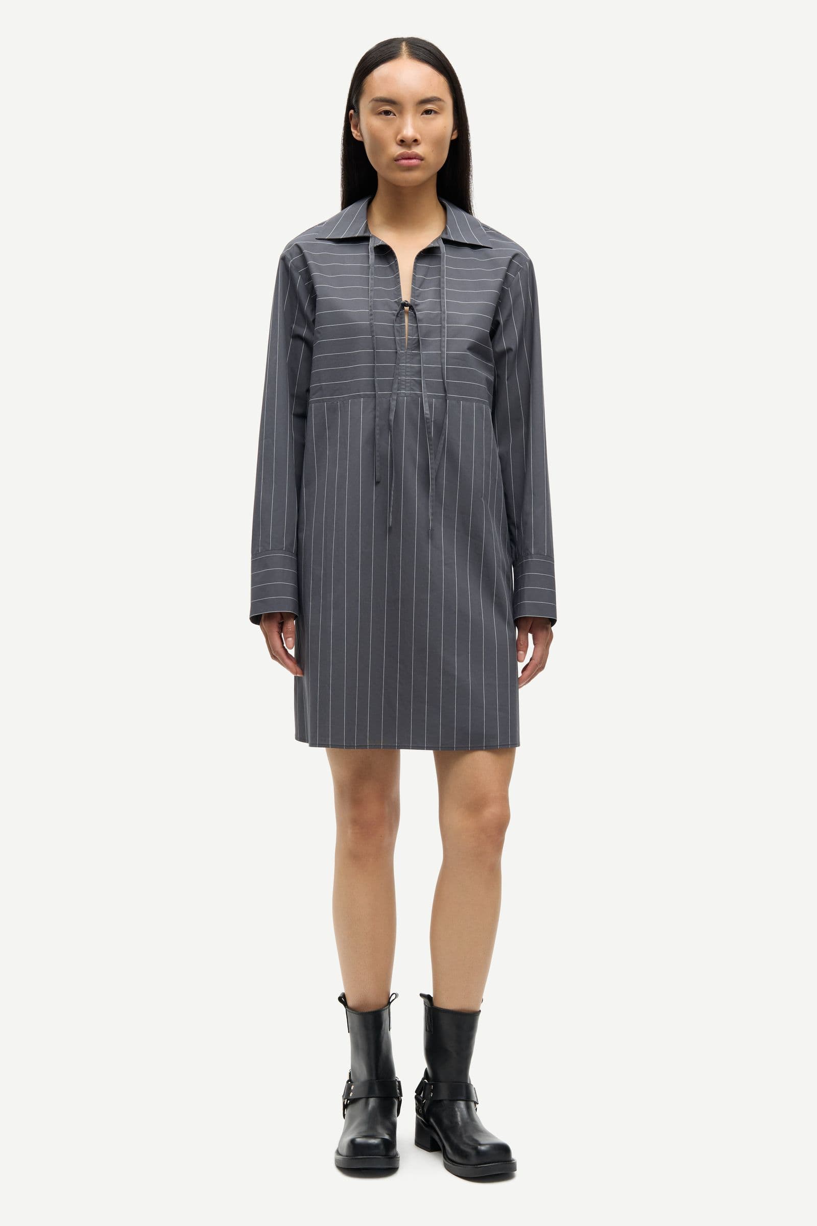 Salilys dress 15756 Asphalt St.