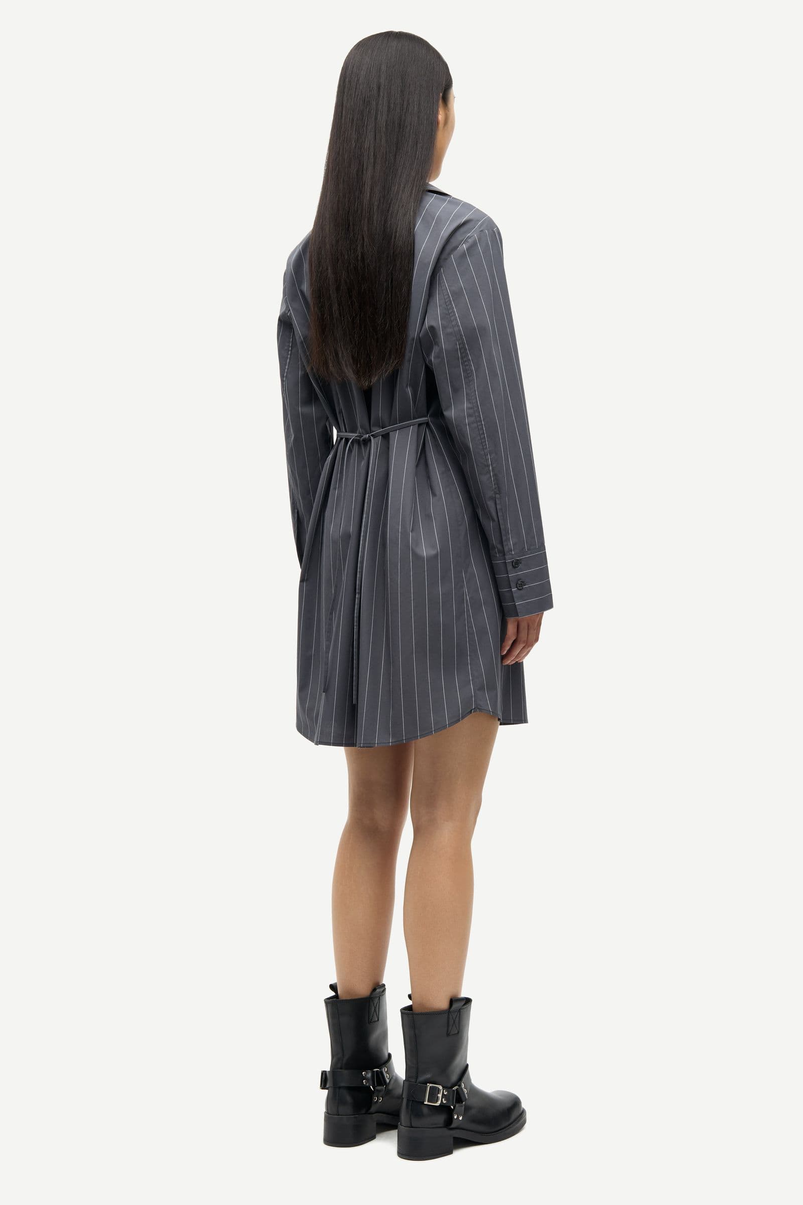 Salilys dress 15756 Asphalt St.