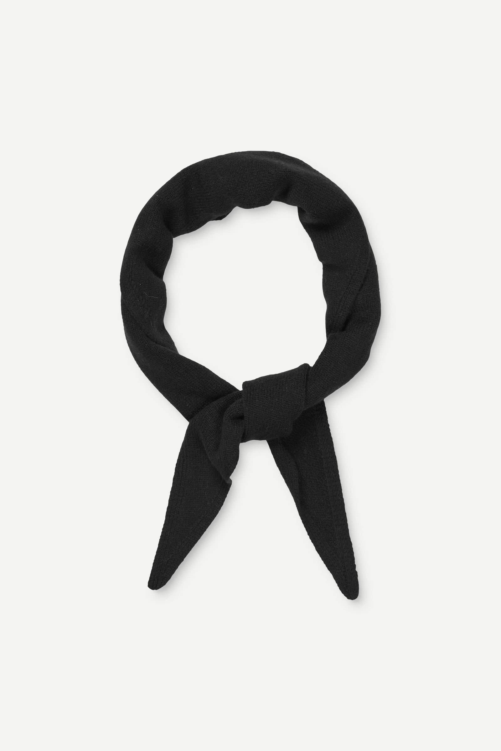 Sadaria triangle scarf 6304 Black