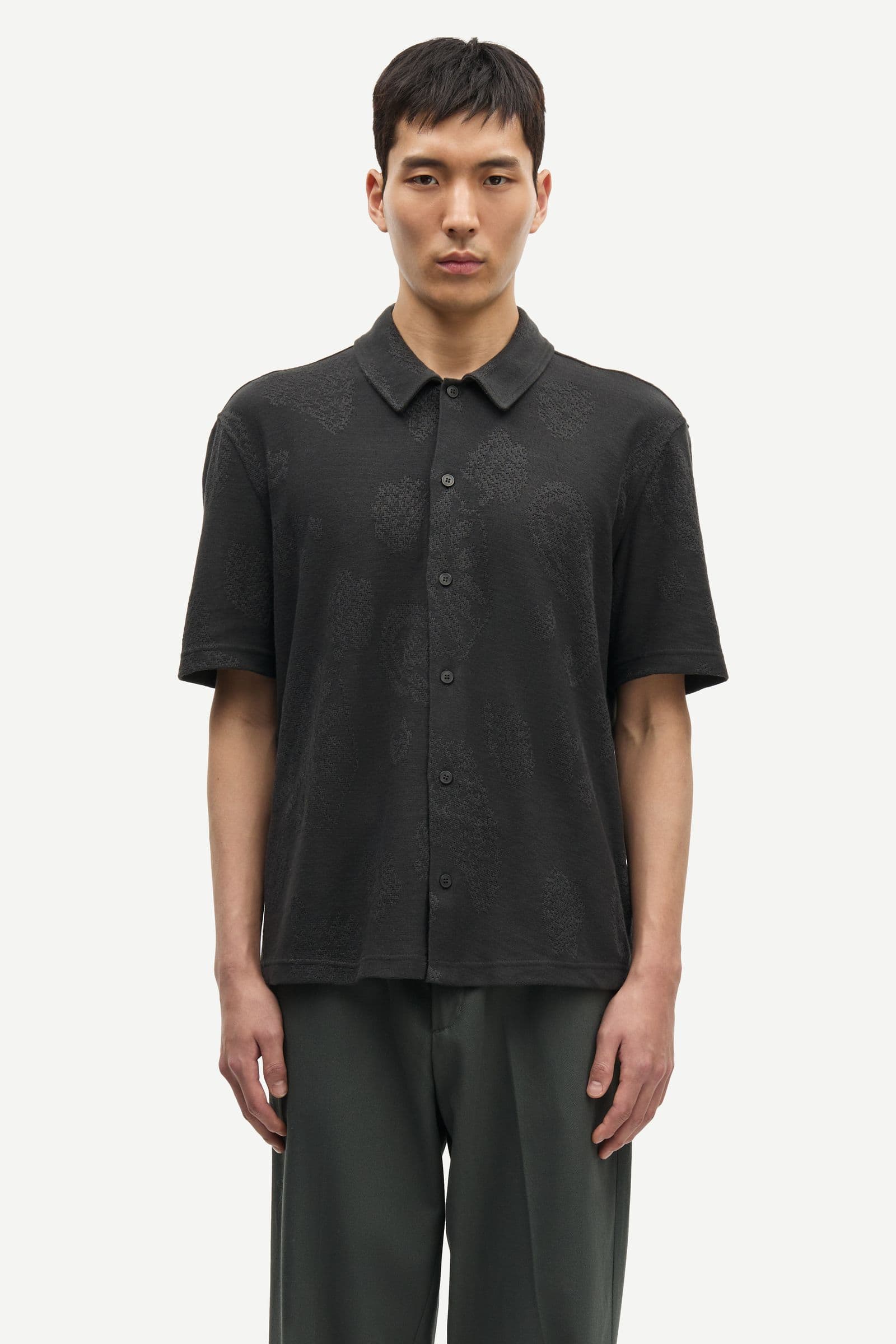 Sakvist shirt 15857 Dark Paisley