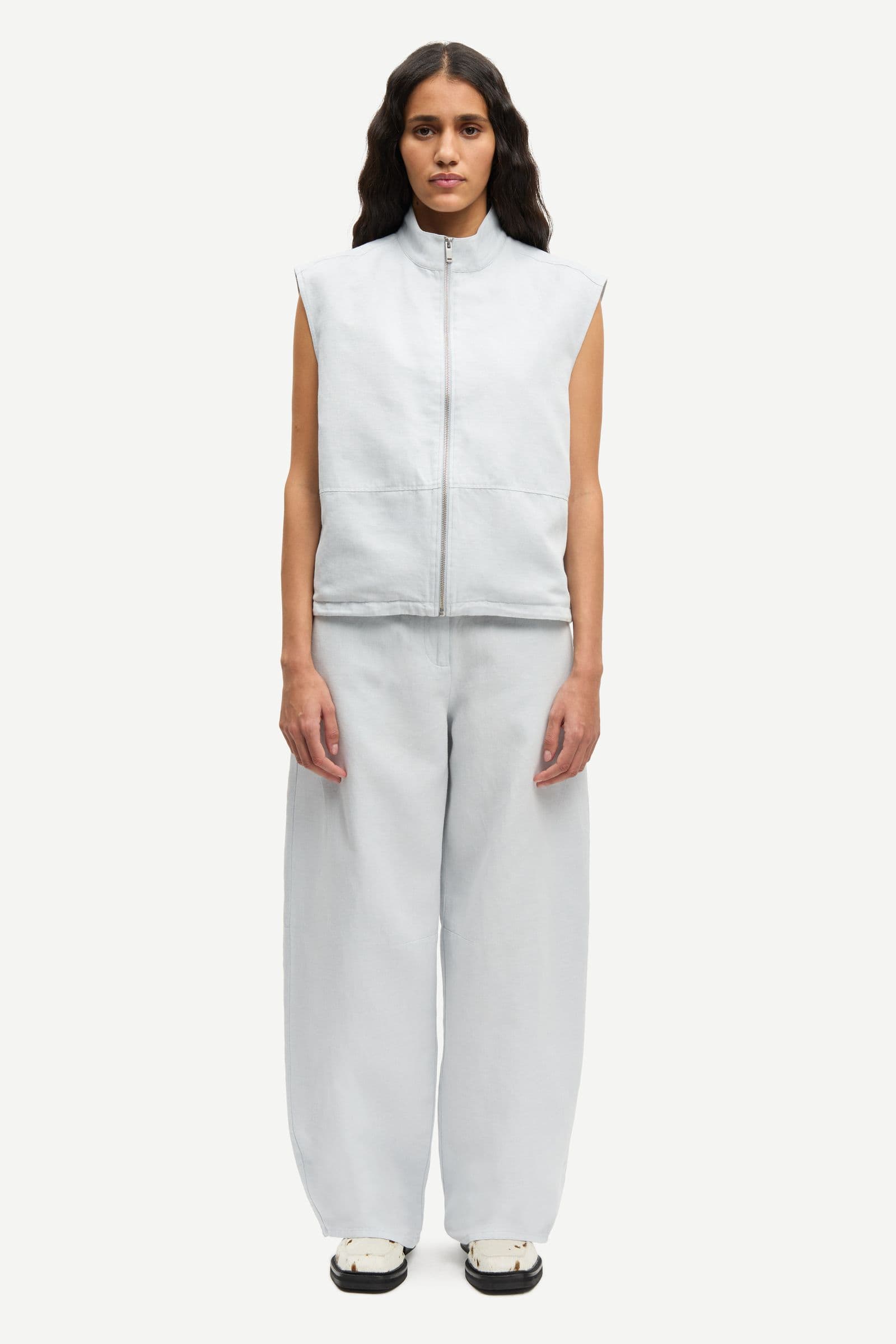 Sakaila vest 15930 Gray Dawn Mel.