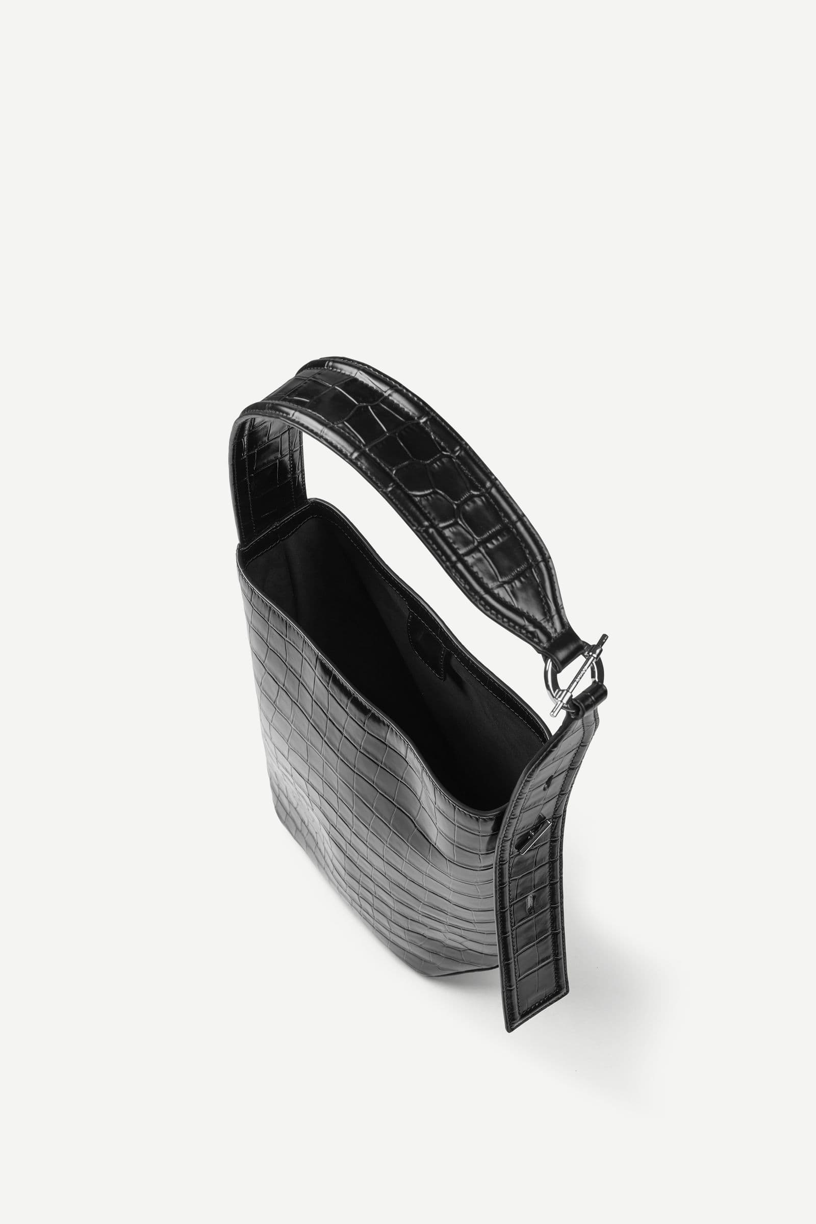 Saelmegade bucket bag 15946 Black