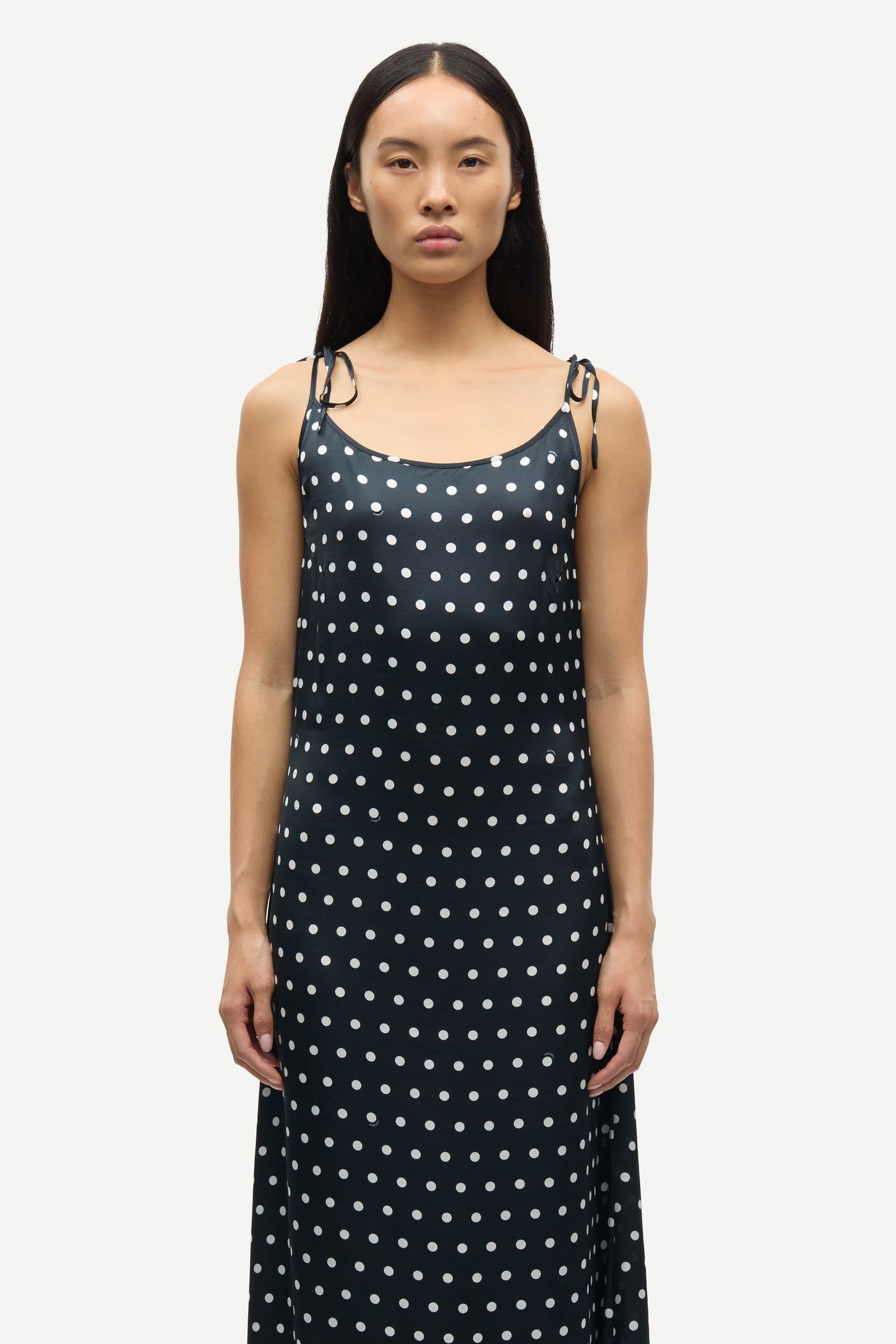 Sasinga dress 16057 Black Dott