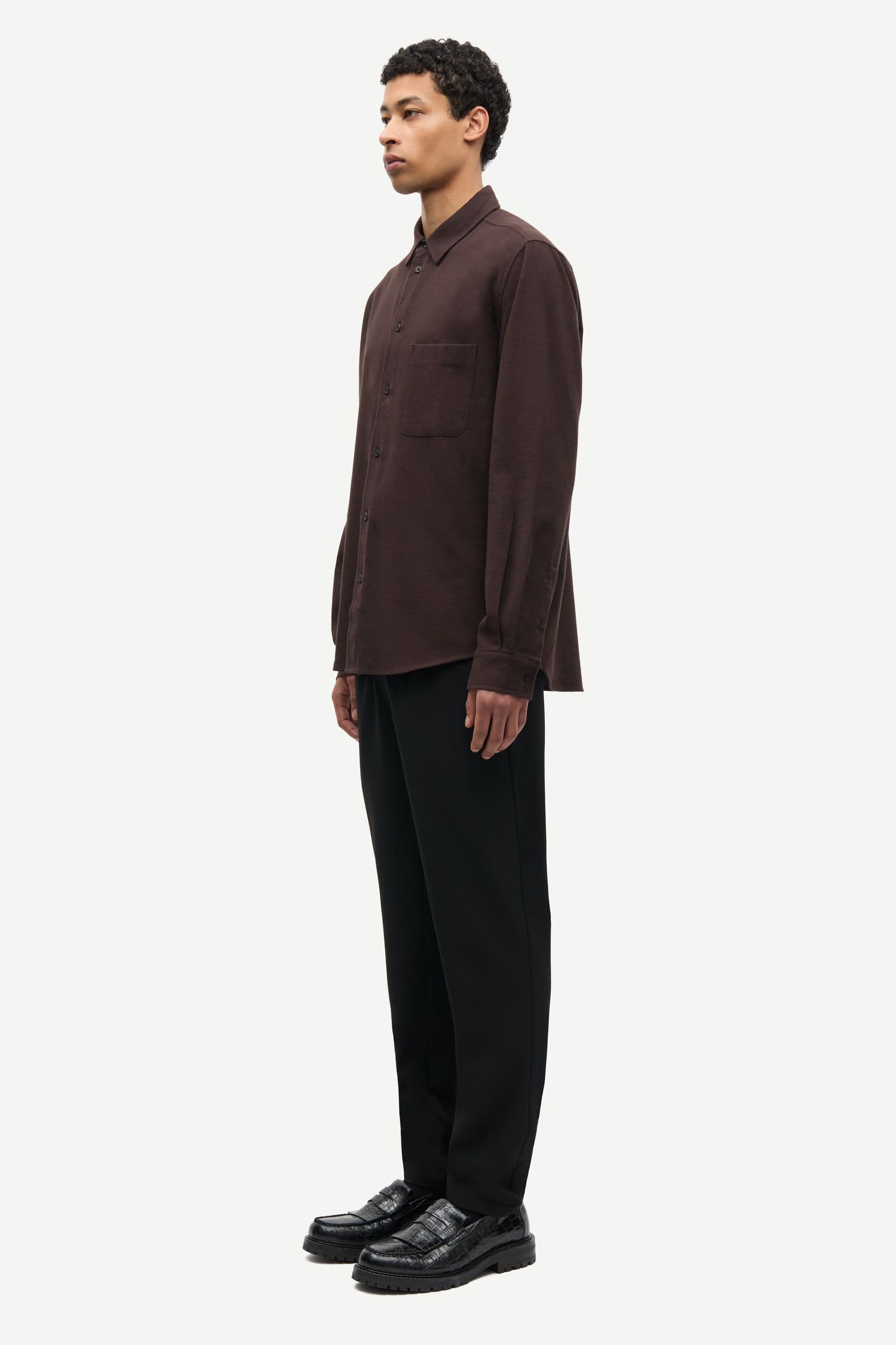 Saryan J shirt 15501 Black Coffee