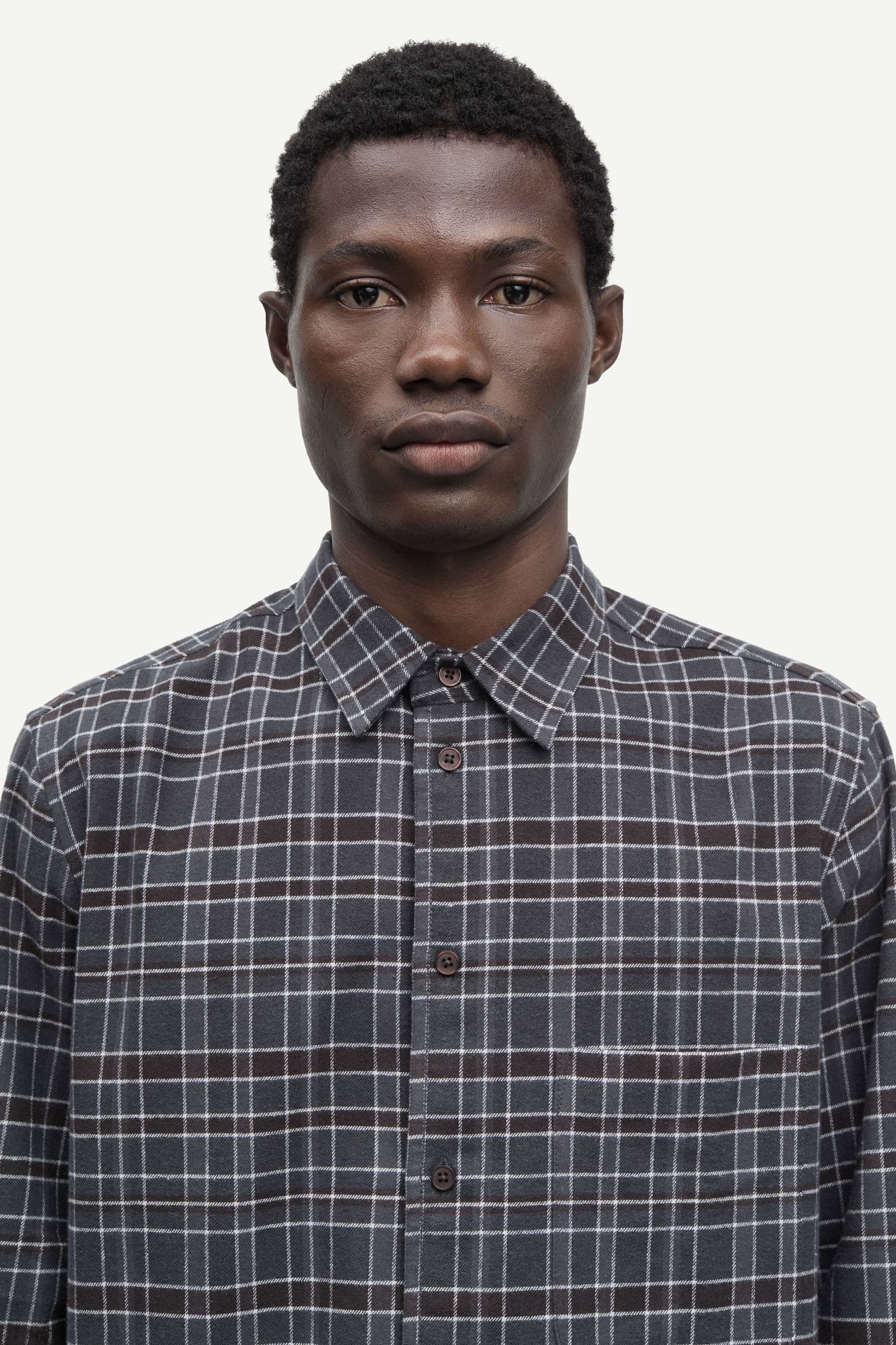 Saryan J shirt 15501 Grey Brown Ch.