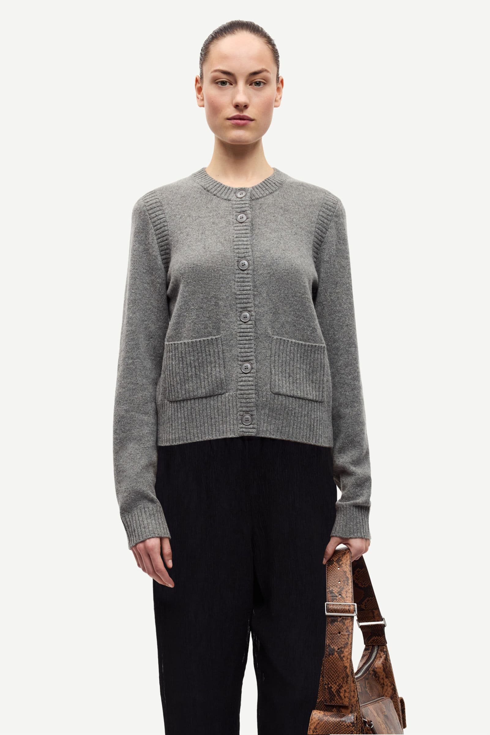 Saelif short cardigan 15010 Dark Grey Mel.