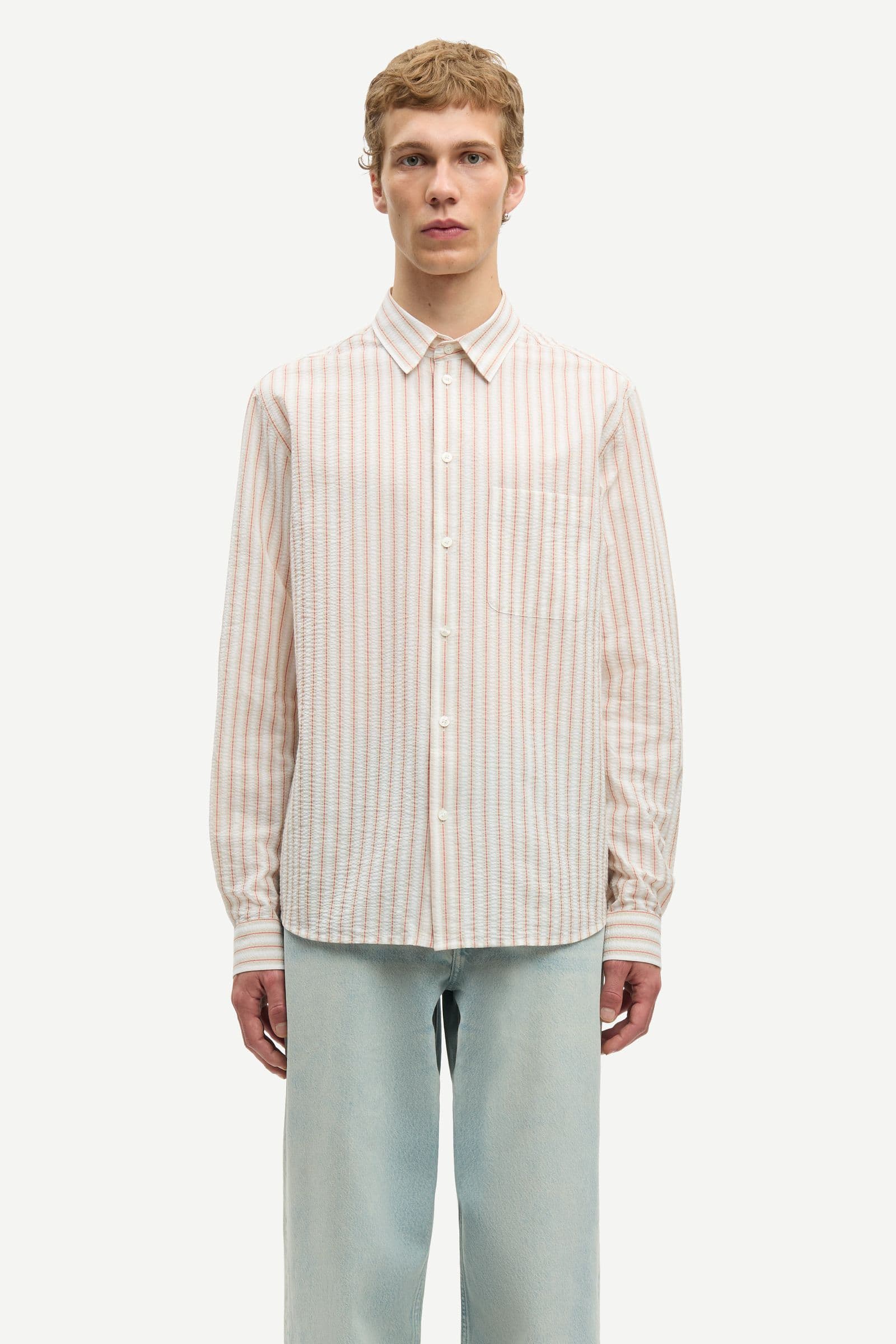 Saryan J shirt 15506 Aurora Red St.