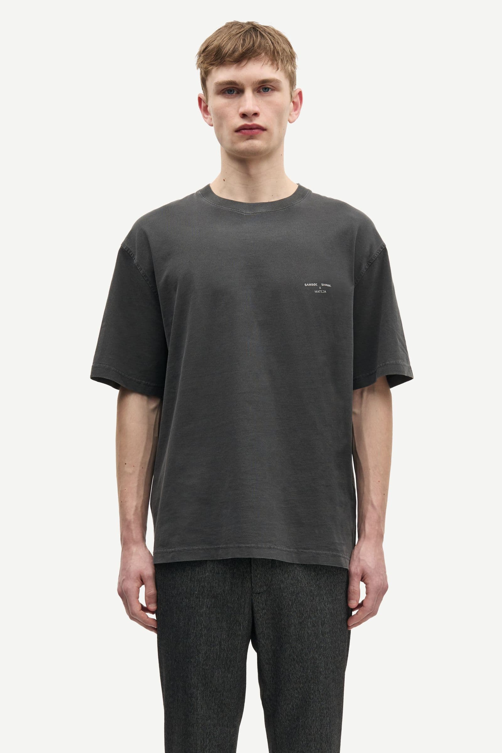 Saragnar t-shirt 15489 Black script