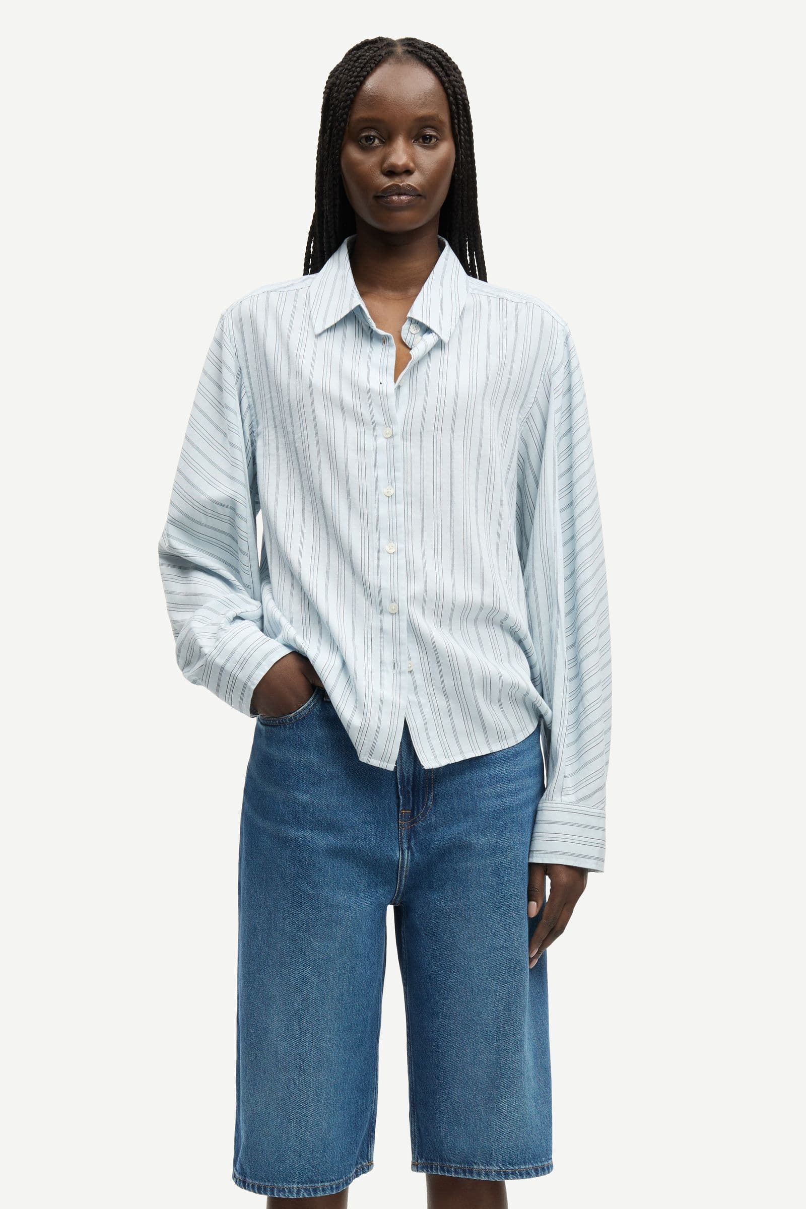 Sania shirt 15960 Skywriting St.