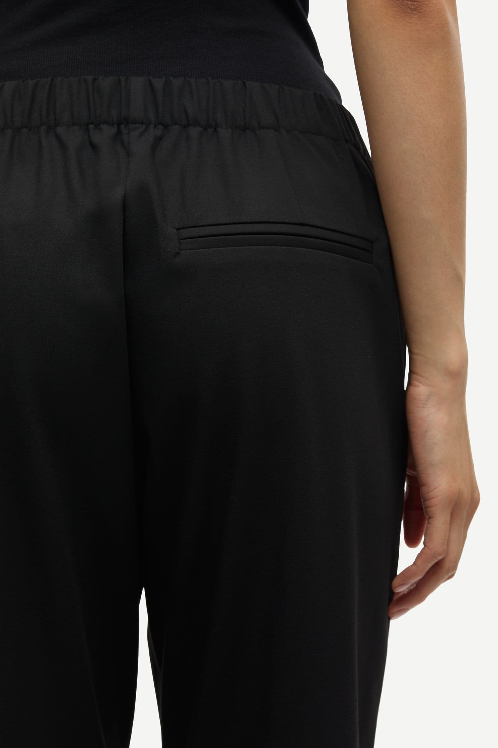 Sahoys straight trousers 16227 Black