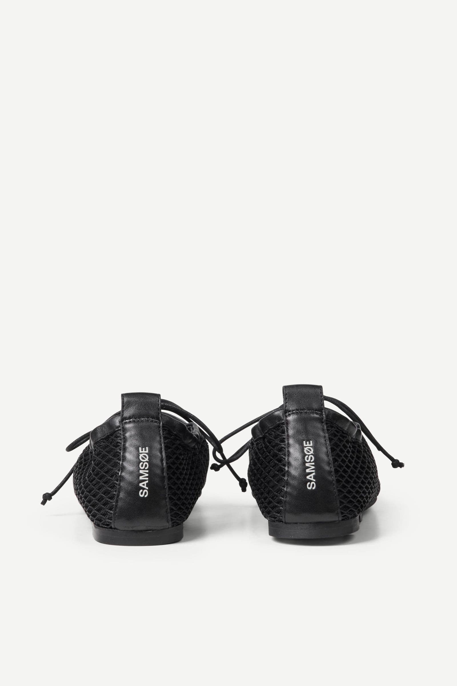 Salilli laced ballerina 16033 Black